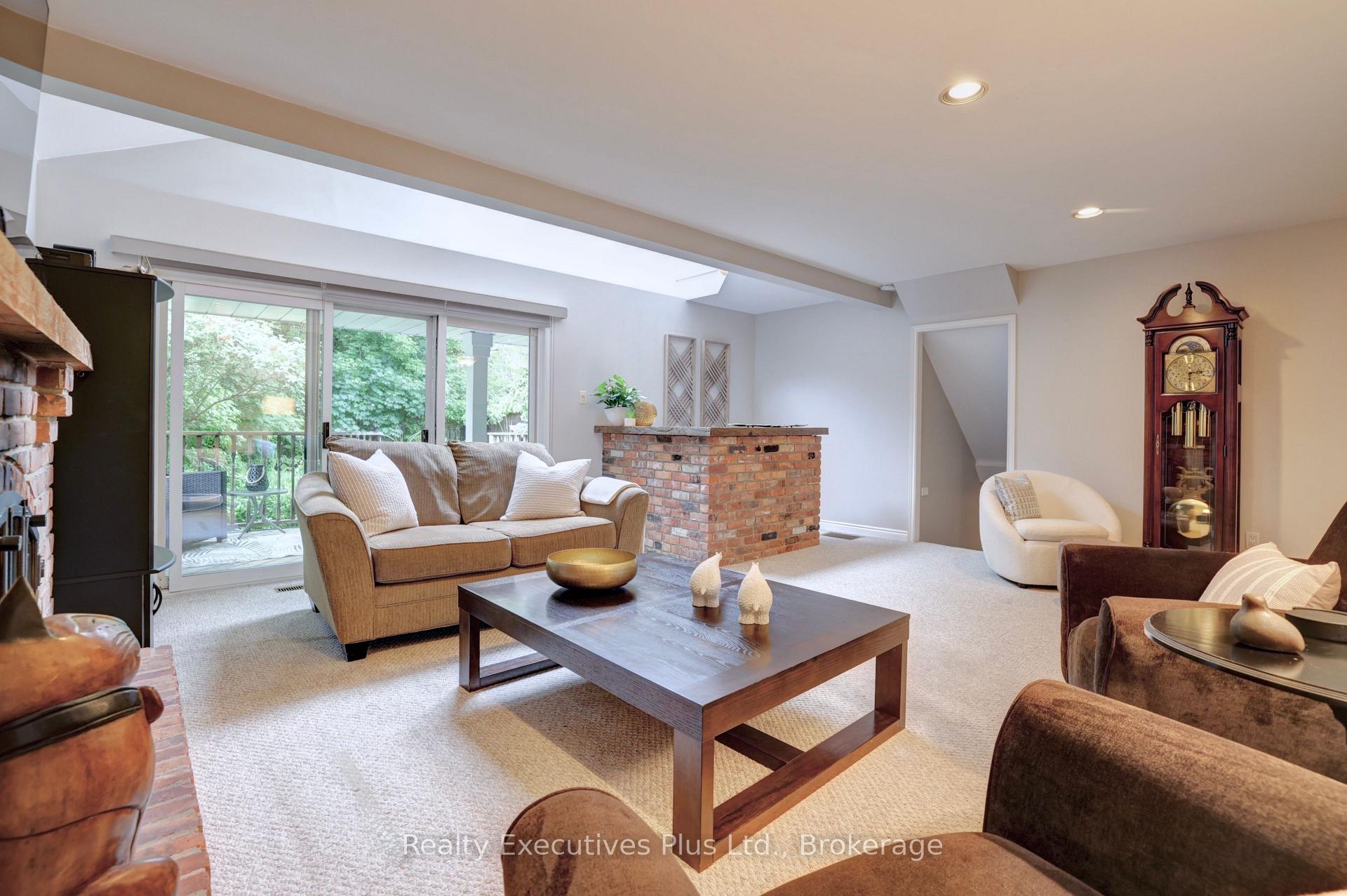 Photo 15 of 322 Pine Avenue, Oakville, Old Oakville — HOMEH