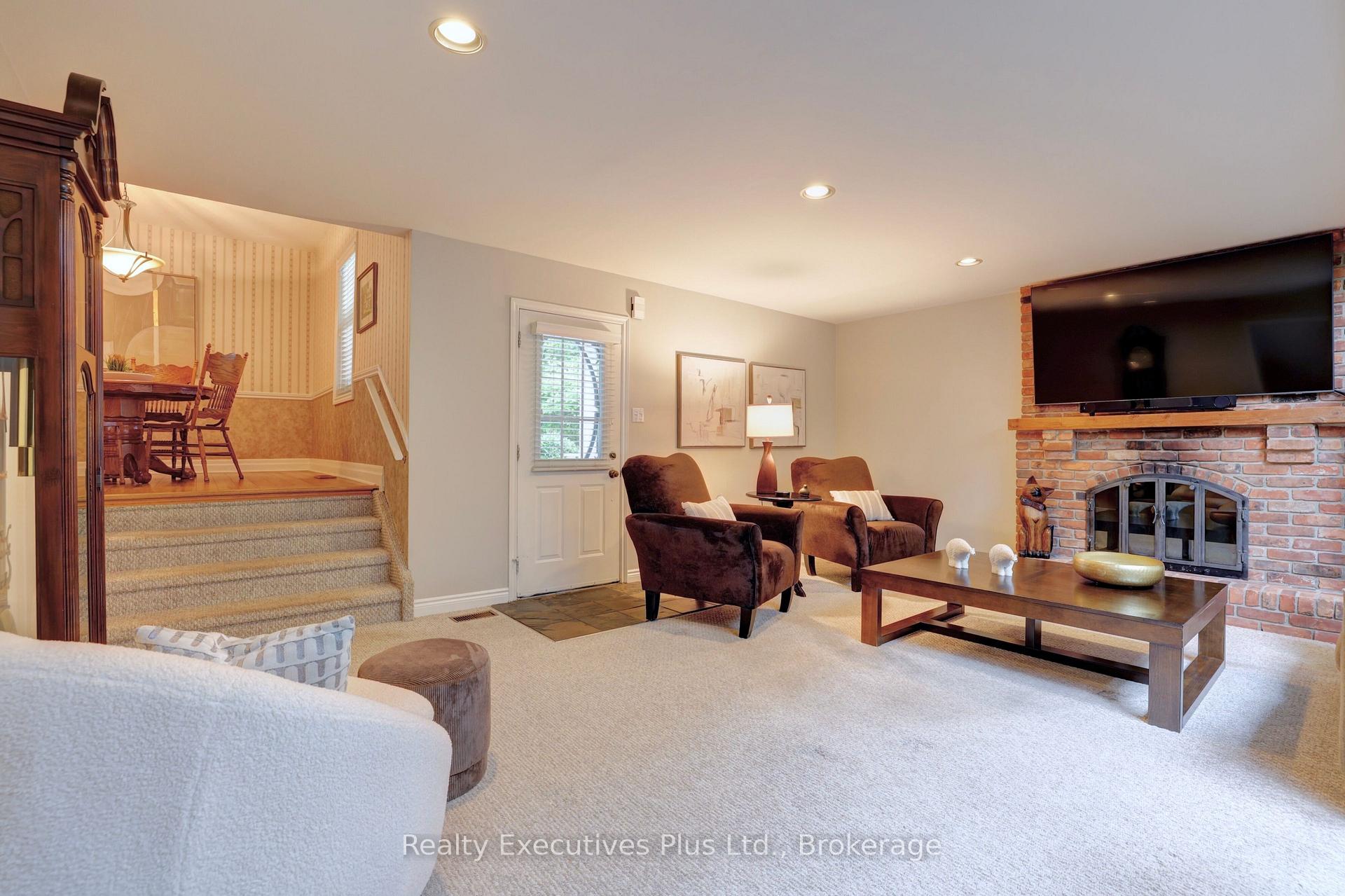 Photo 18 of 322 Pine Avenue, Oakville, Old Oakville — HOMEH