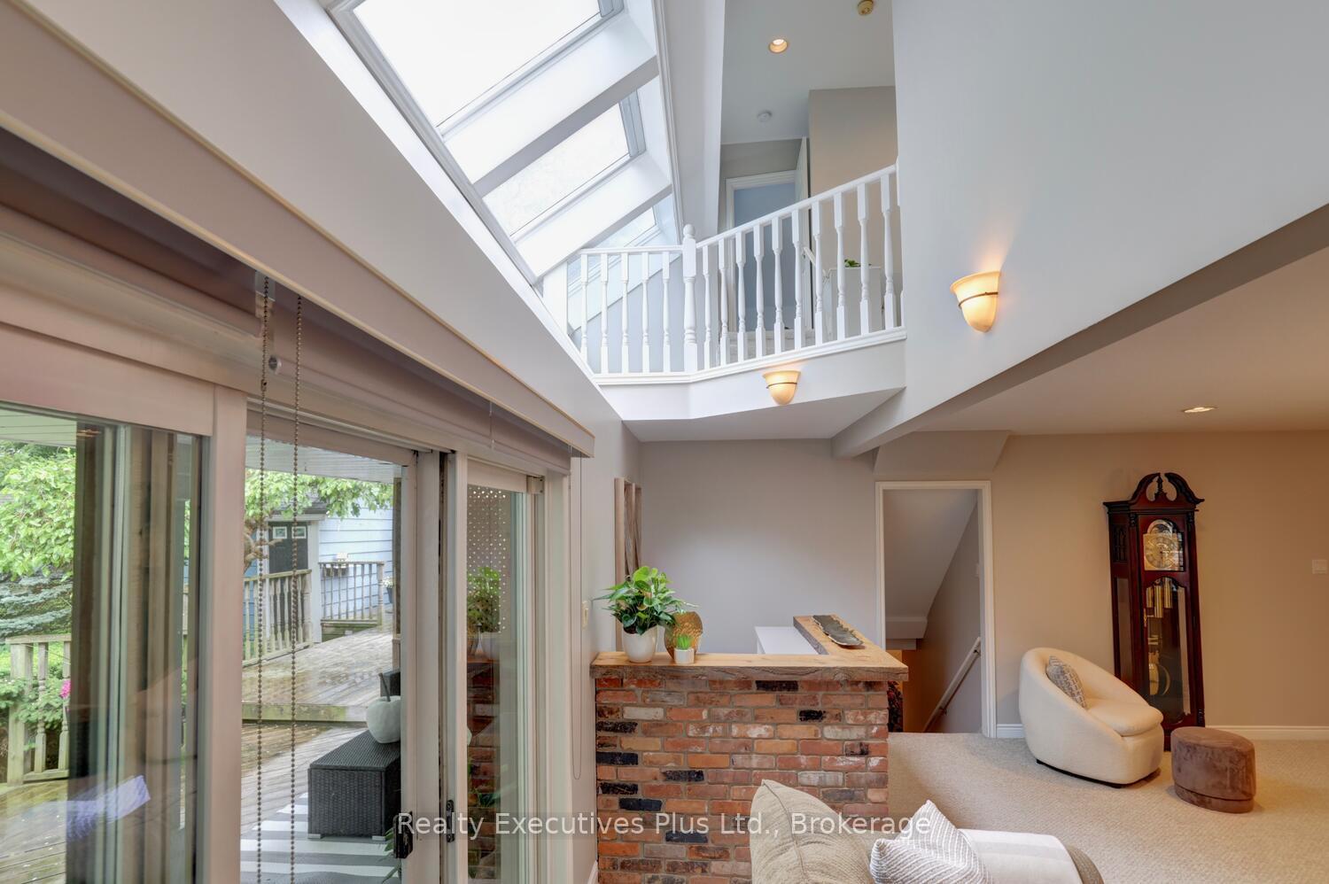 Photo 19 of 322 Pine Avenue, Oakville, Old Oakville — HOMEH