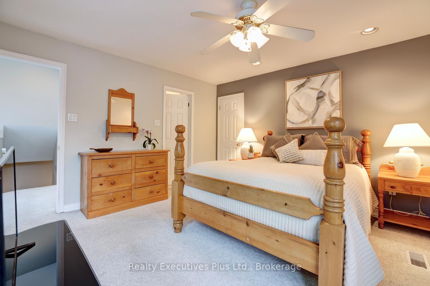 Photo 29 of 322 Pine Avenue, Oakville, Old Oakville — HOMEH