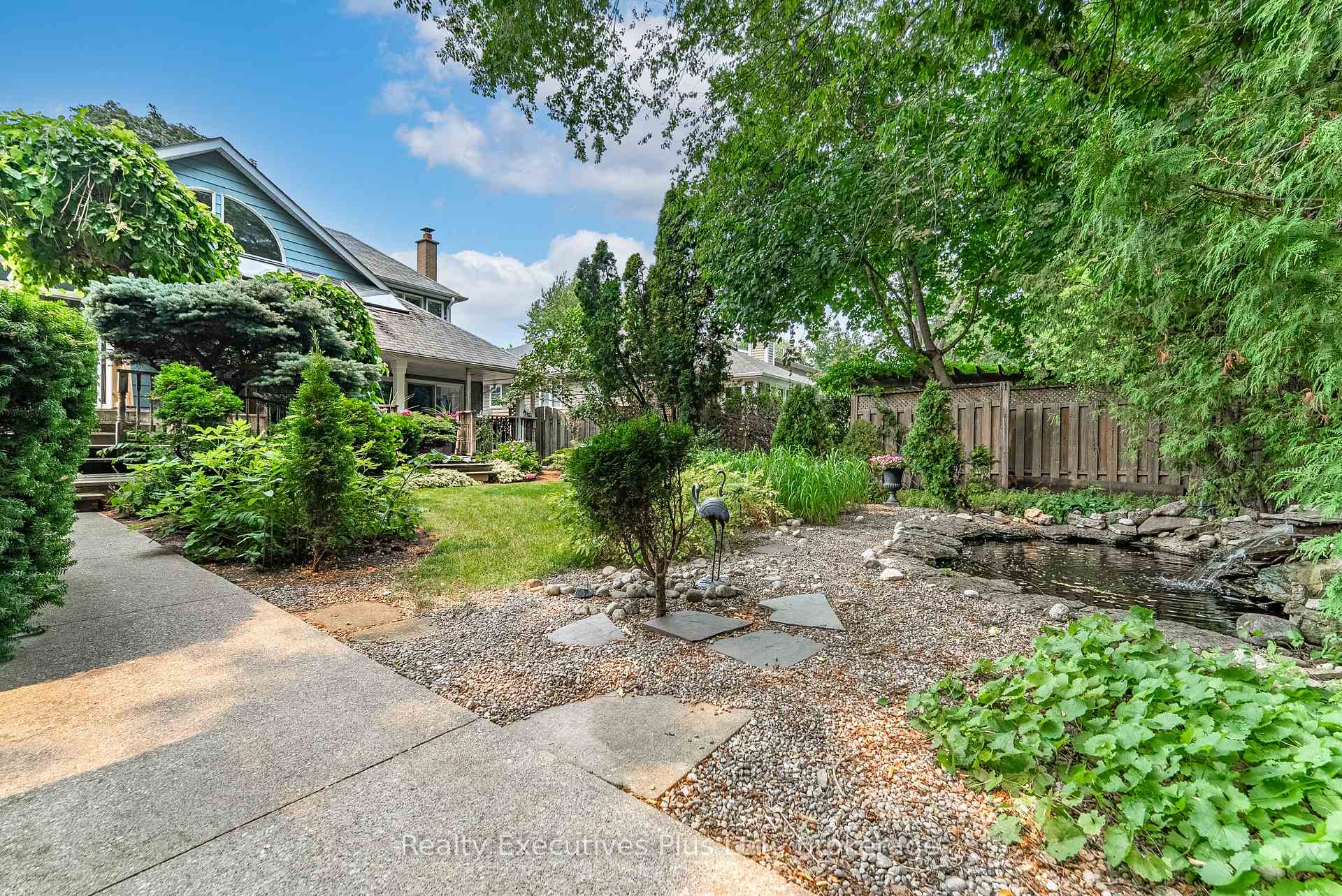 Photo 48 of 322 Pine Avenue, Oakville, Old Oakville — HOMEH