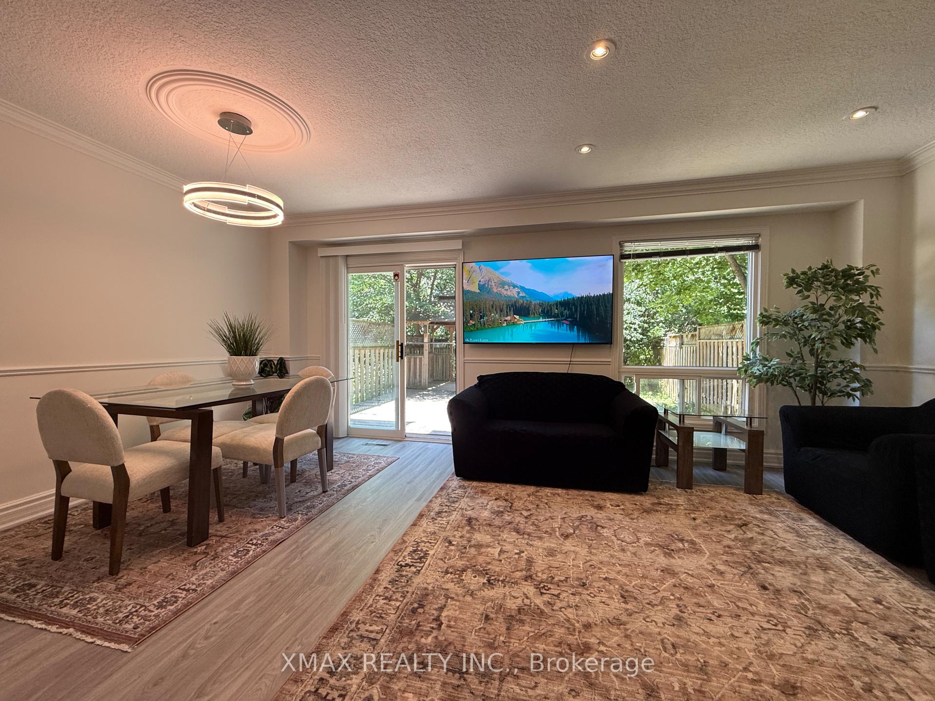 Photo 7 of 82 Lund Street, Richmond Hill, North Richvale — HOMEH