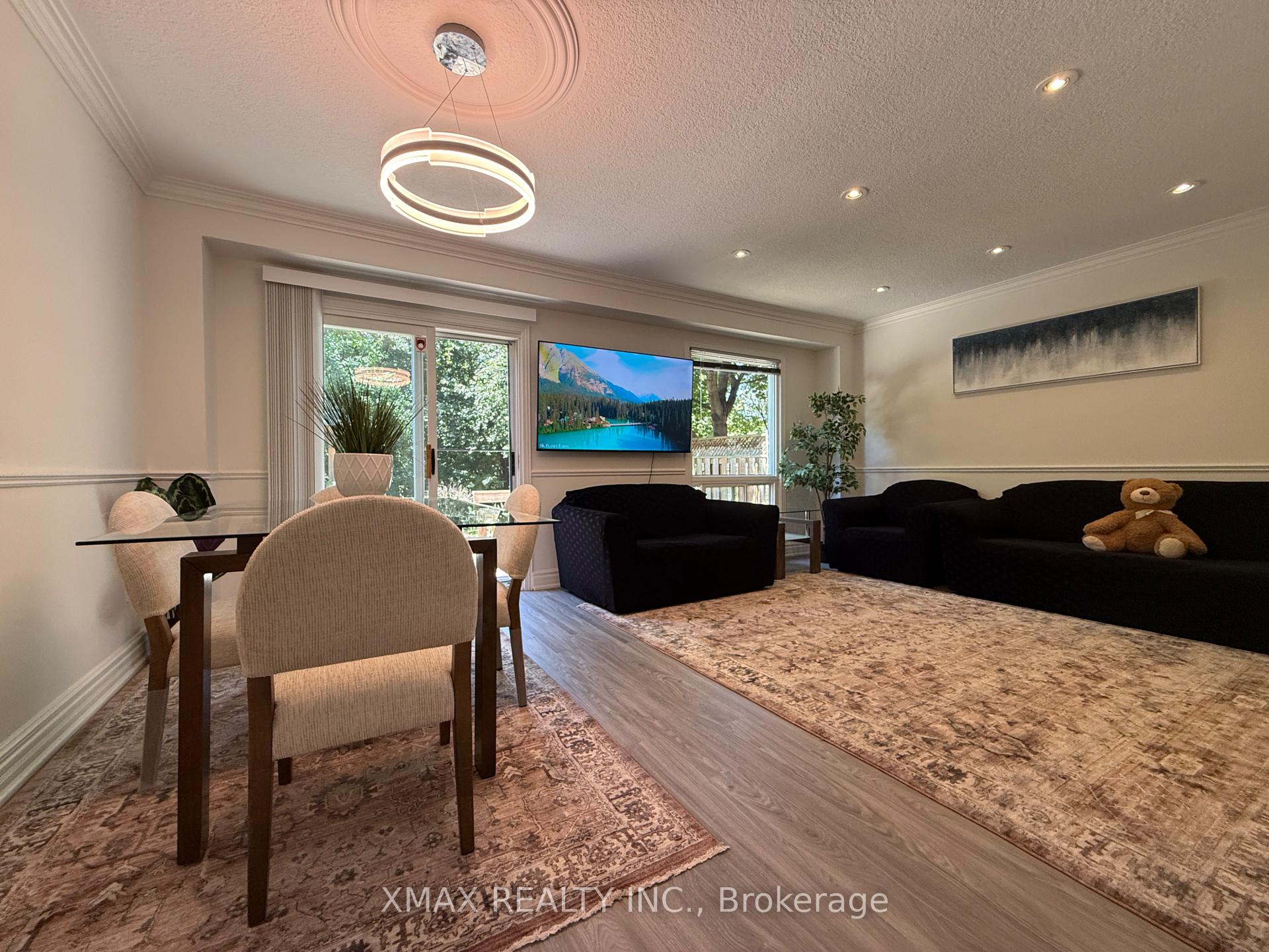 Photo 8 of 82 Lund Street, Richmond Hill, North Richvale — HOMEH