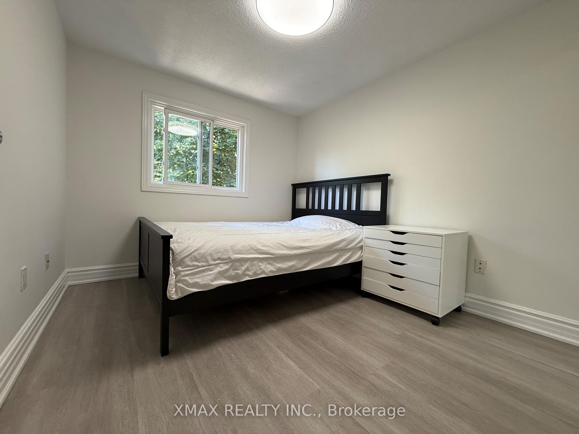Photo 18 of 82 Lund Street, Richmond Hill, North Richvale — HOMEH