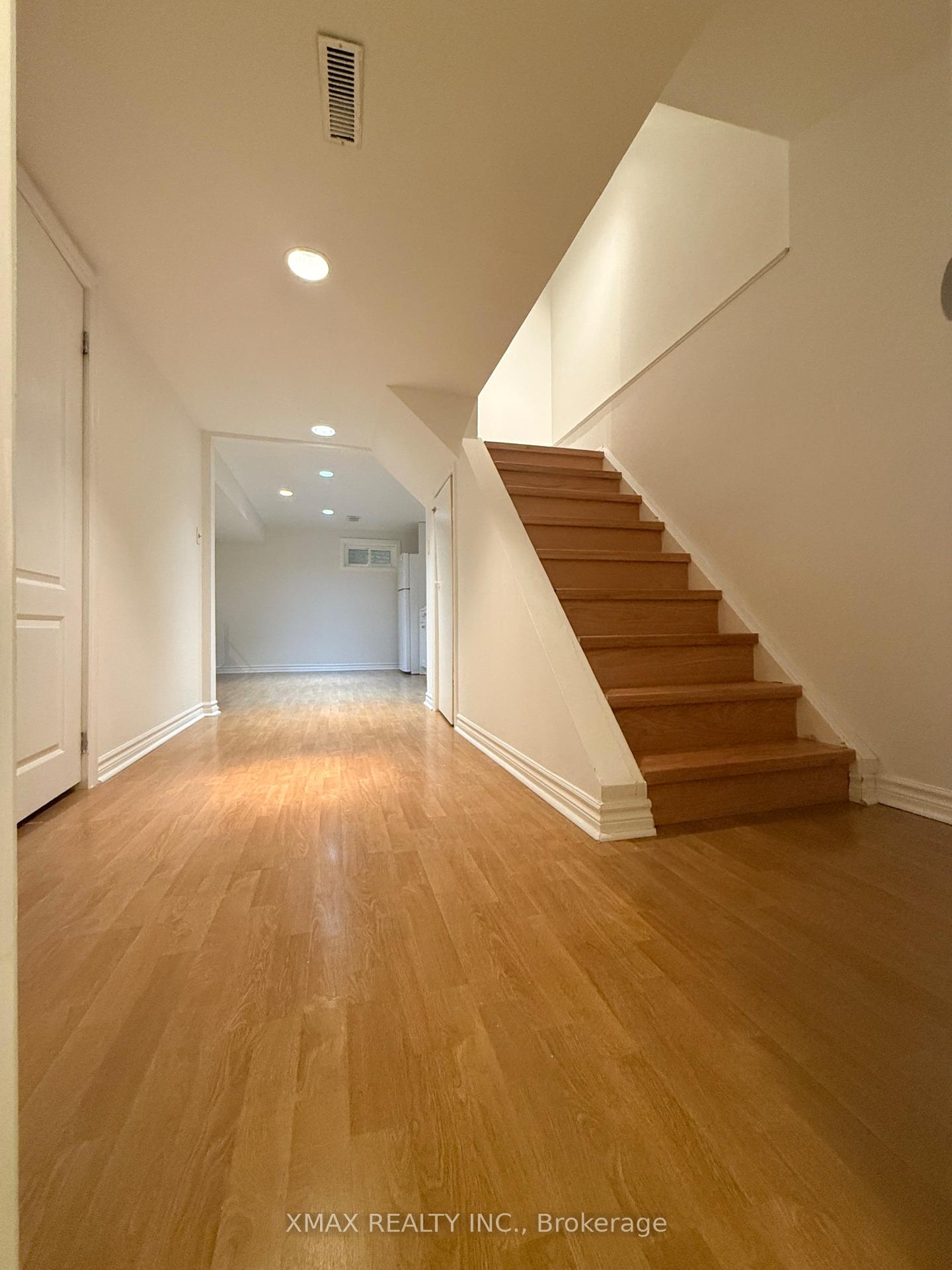 Photo 23 of 82 Lund Street, Richmond Hill, North Richvale — HOMEH