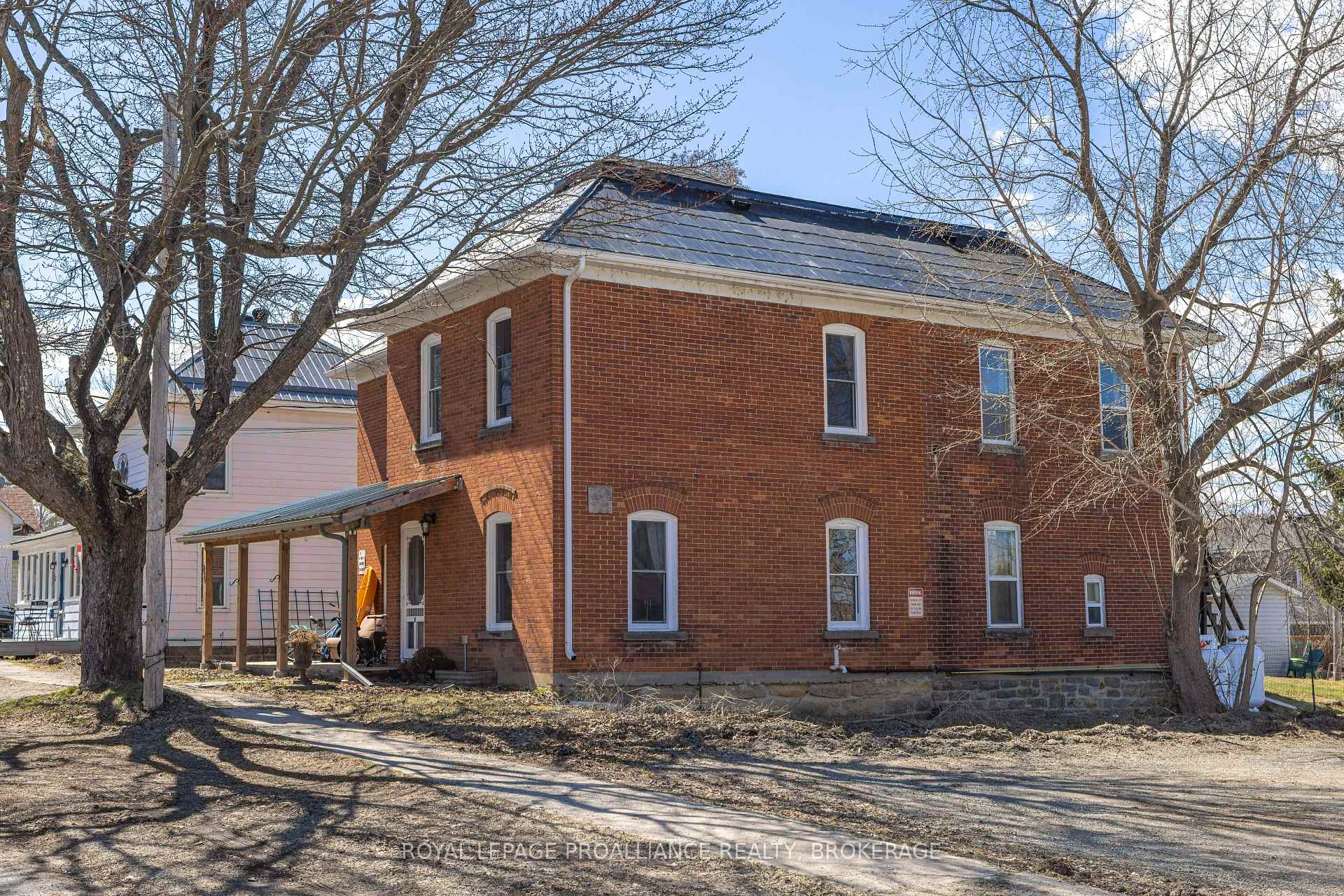 Photo 2 of 24 Perth Street, Rideau Lakes, Rideau Lakes (Bastard) Twp — HOMEH