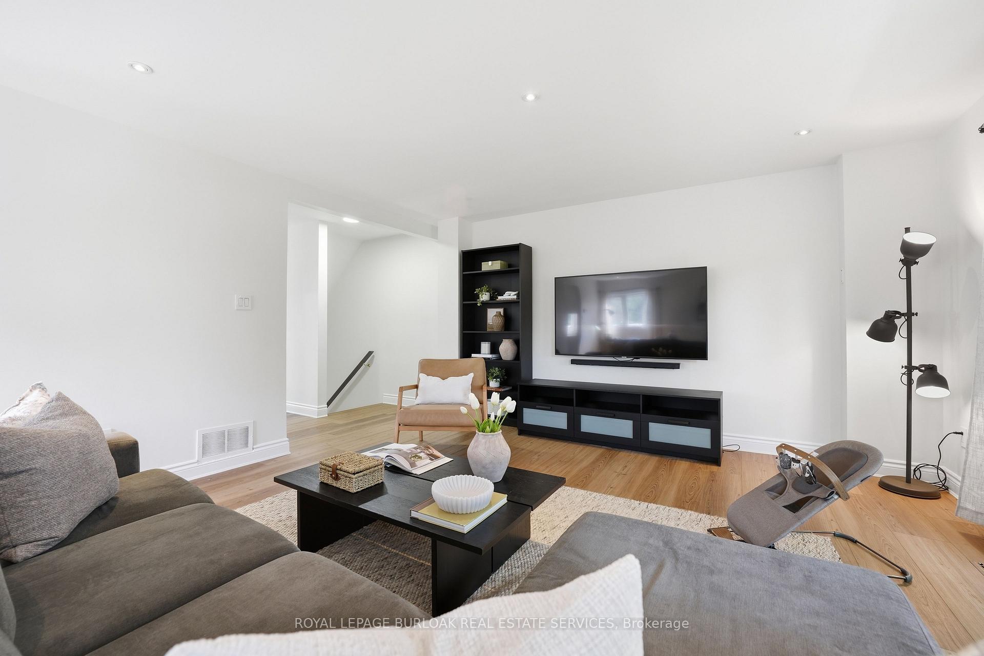 Photo 10 of Unit 216, 2055 Walkers Line, Burlington, Rose — HOMEH