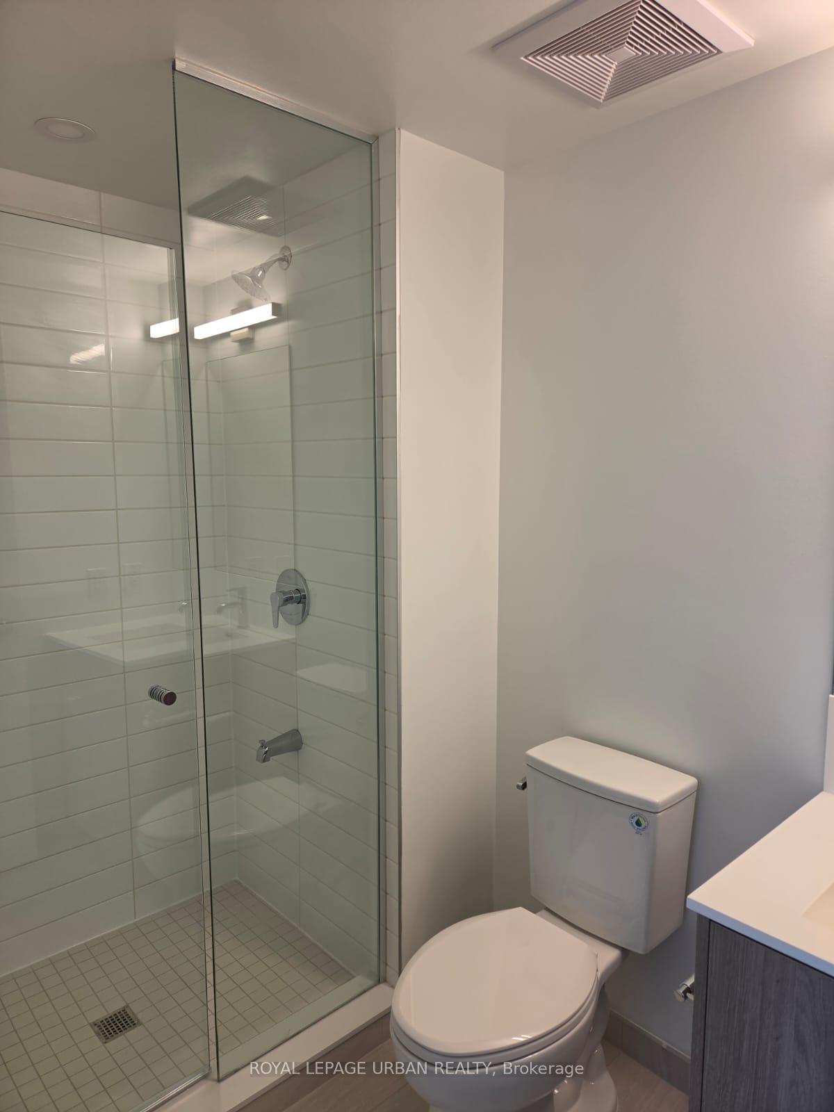 Photo 15 of Unit 704, 4010 Eglinton Avenue W, Etobicoke, Humber Heights — HOMEH