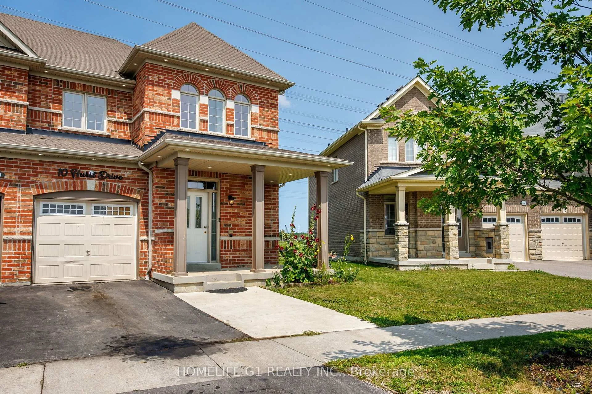 Photo 3 of 10 Hurst Drive, Ajax, Northwest Ajax — HOMEH