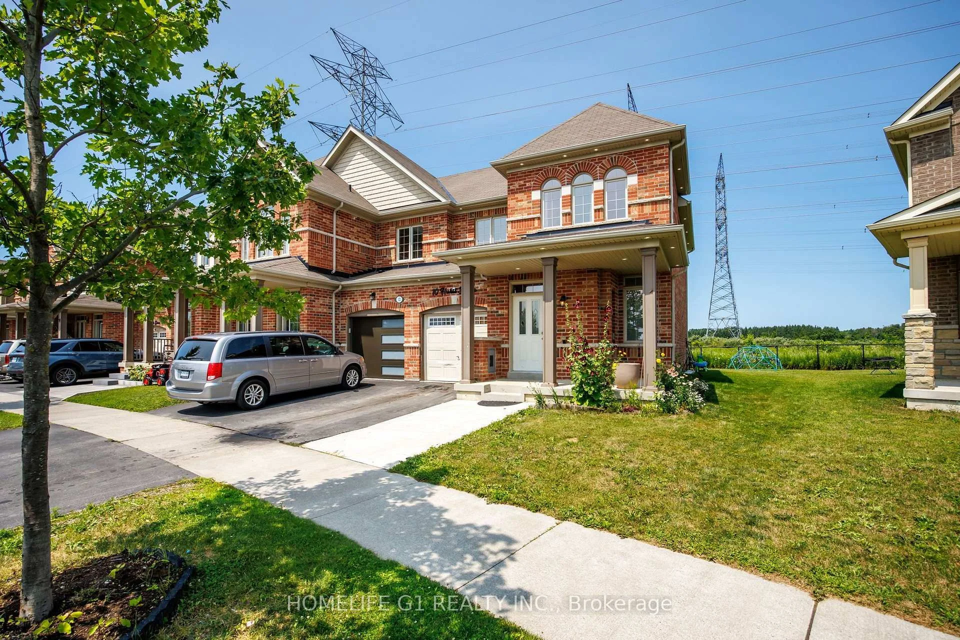 Photo 4 of 10 Hurst Drive, Ajax, Northwest Ajax — HOMEH