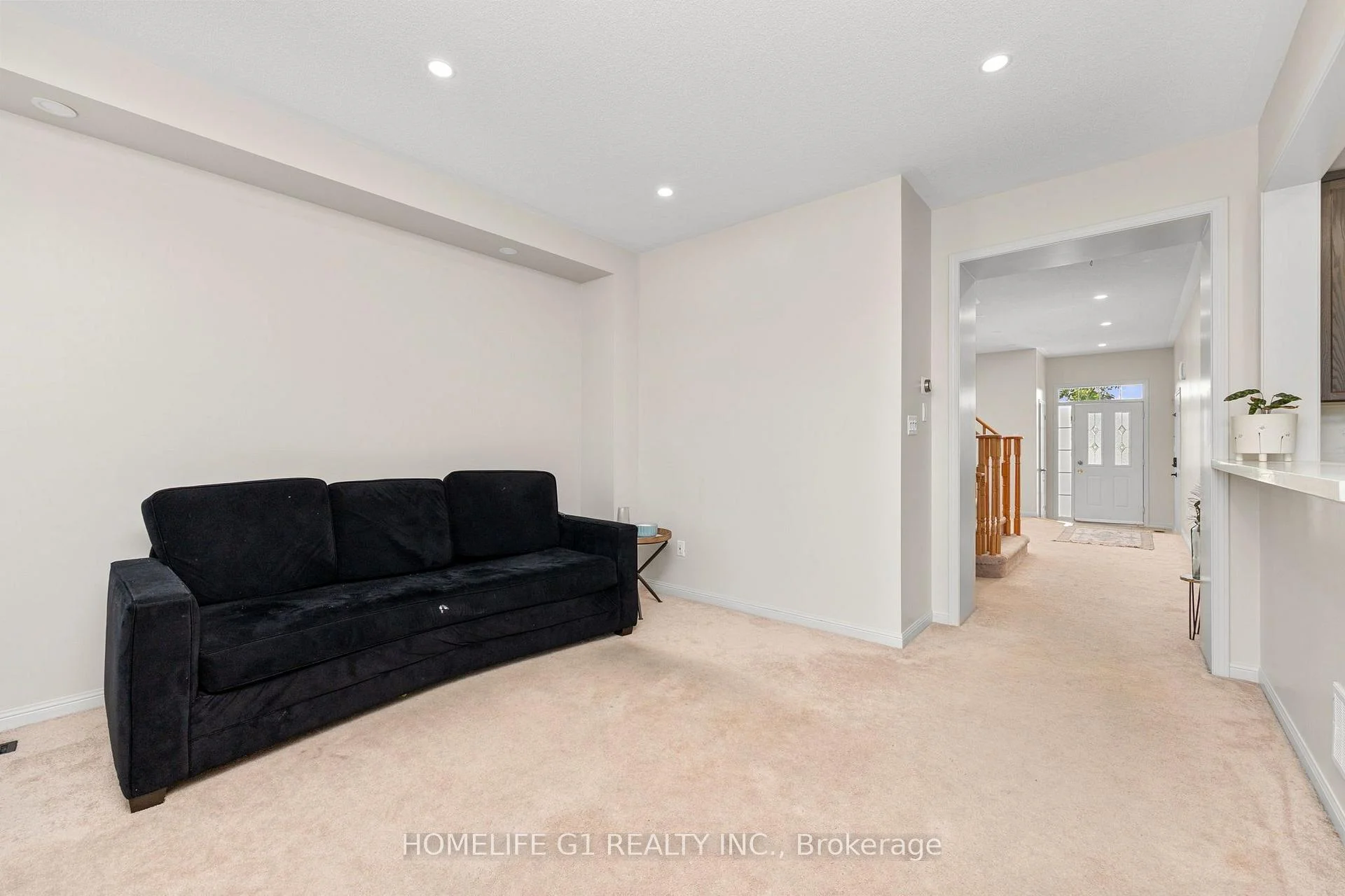 Photo 9 of 10 Hurst Drive, Ajax, Northwest Ajax — HOMEH