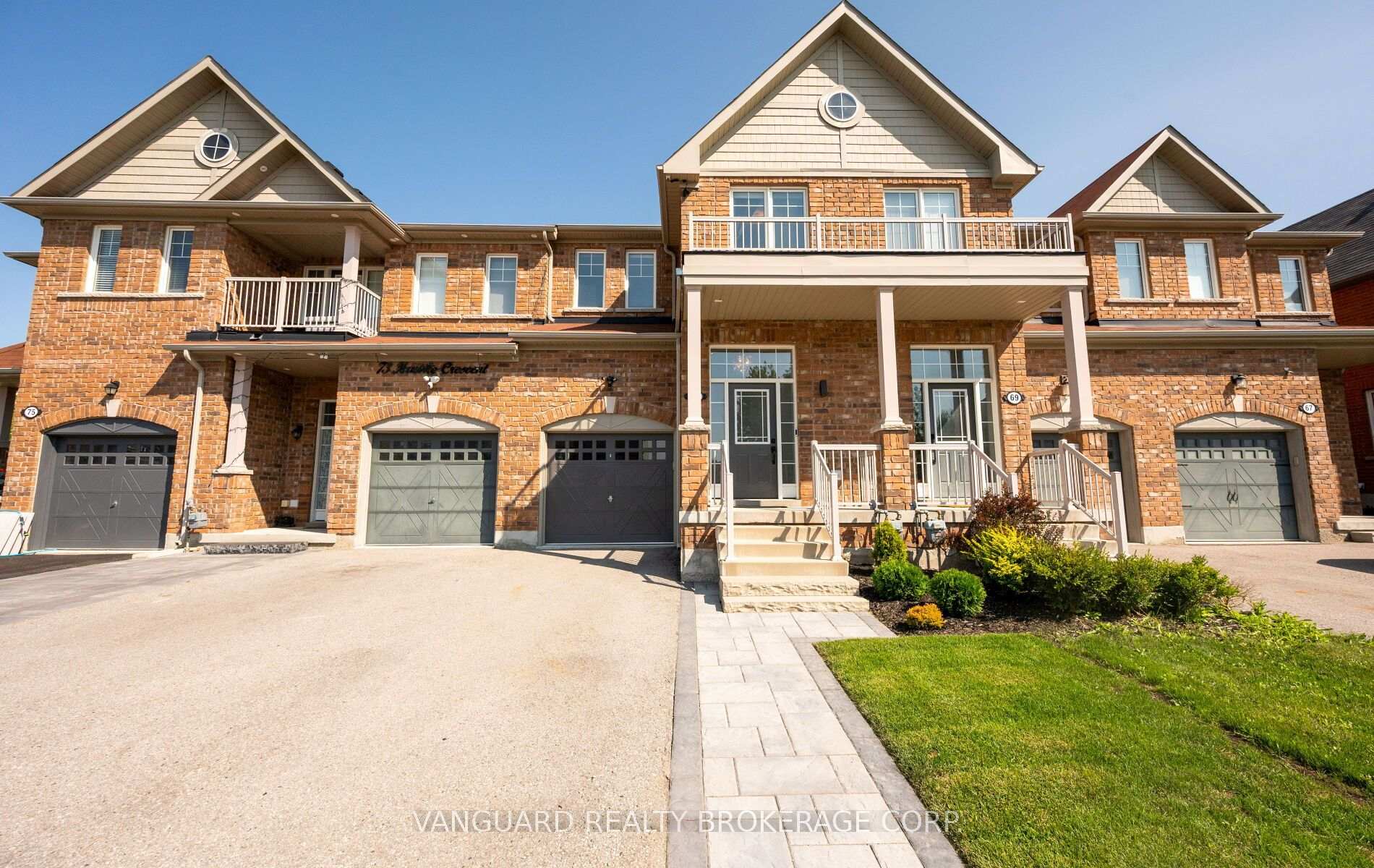 Photo 1 of 71 Hawke Crescent, New Tecumseth, Tottenham — HOMEH
