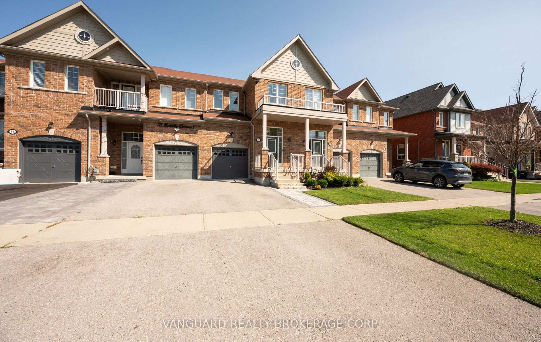 Photo 3 of 71 Hawke Crescent, New Tecumseth, Tottenham — HOMEH
