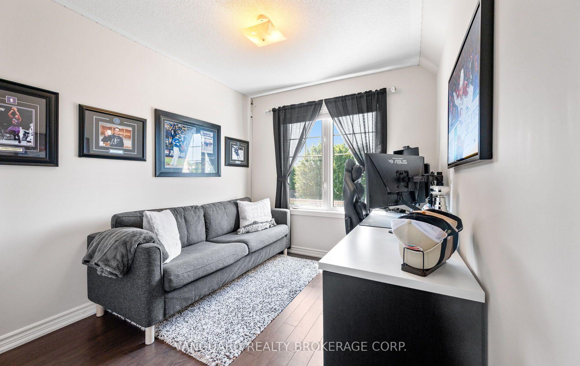 Photo 29 of 71 Hawke Crescent, New Tecumseth, Tottenham — HOMEH