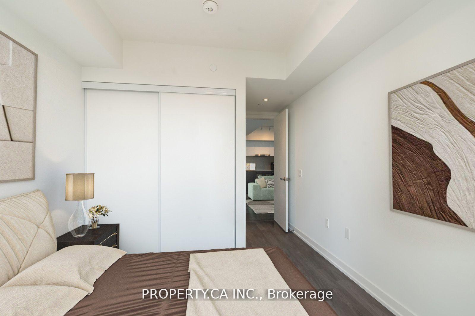 Photo 6 of Unit 4205, 55 Cooper Street, Toronto, Waterfront Communities — HOMEH