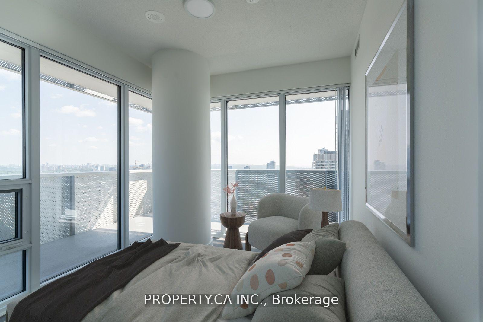 Photo 8 of Unit 4205, 55 Cooper Street, Toronto, Waterfront Communities — HOMEH