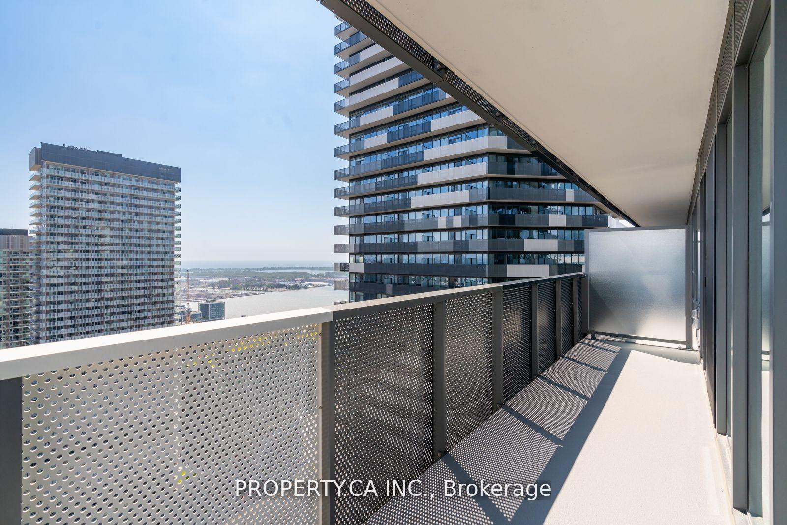 Photo 15 of Unit 4205, 55 Cooper Street, Toronto, Waterfront Communities — HOMEH