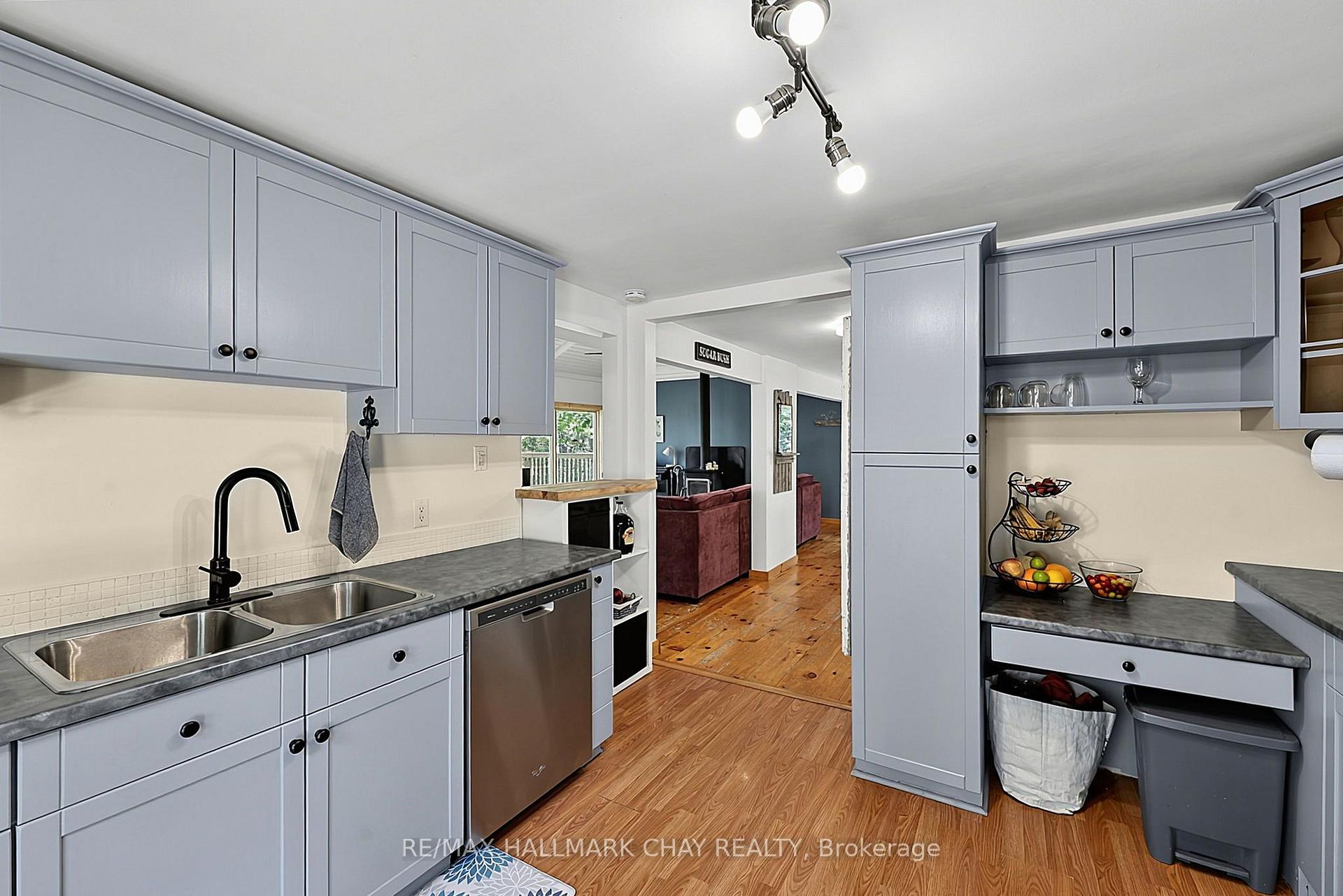 Photo 11 of 88 Huronwoods Drive, Oro-Medonte, Sugarbush — HOMEH