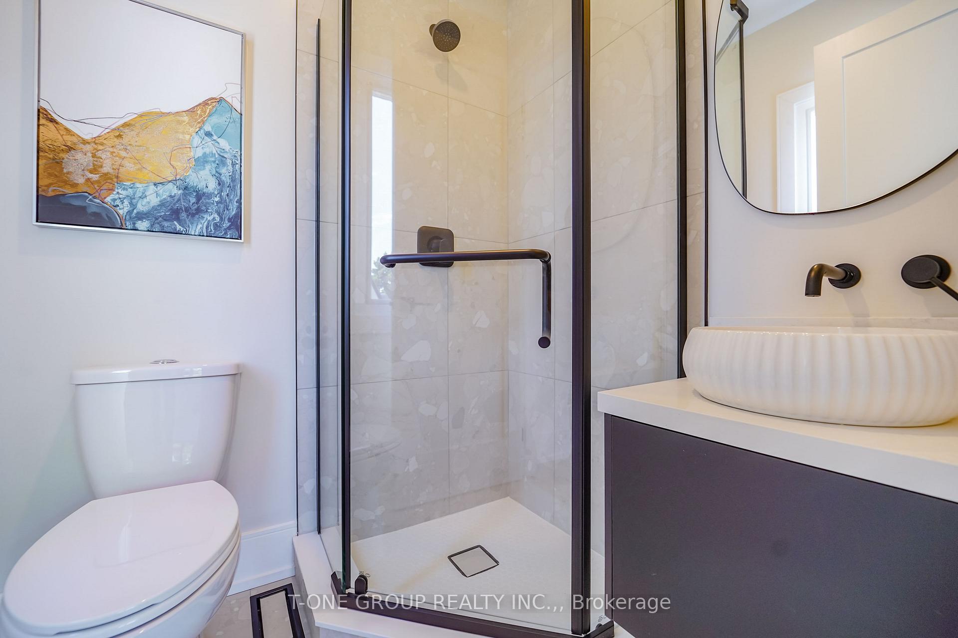 Photo 29 of 570 Main Street, Toronto, Woodbine-Lumsden — HOMEH