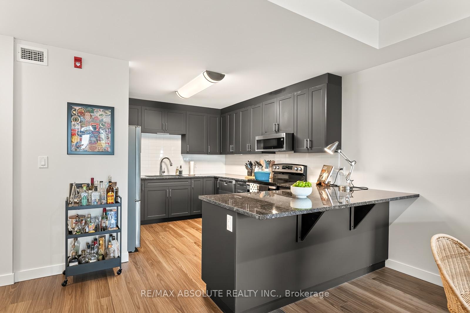 Photo 9 of Unit 305, 5992 Hazeldean Road, Ottawa, Stittsville (Central) — HOMEH