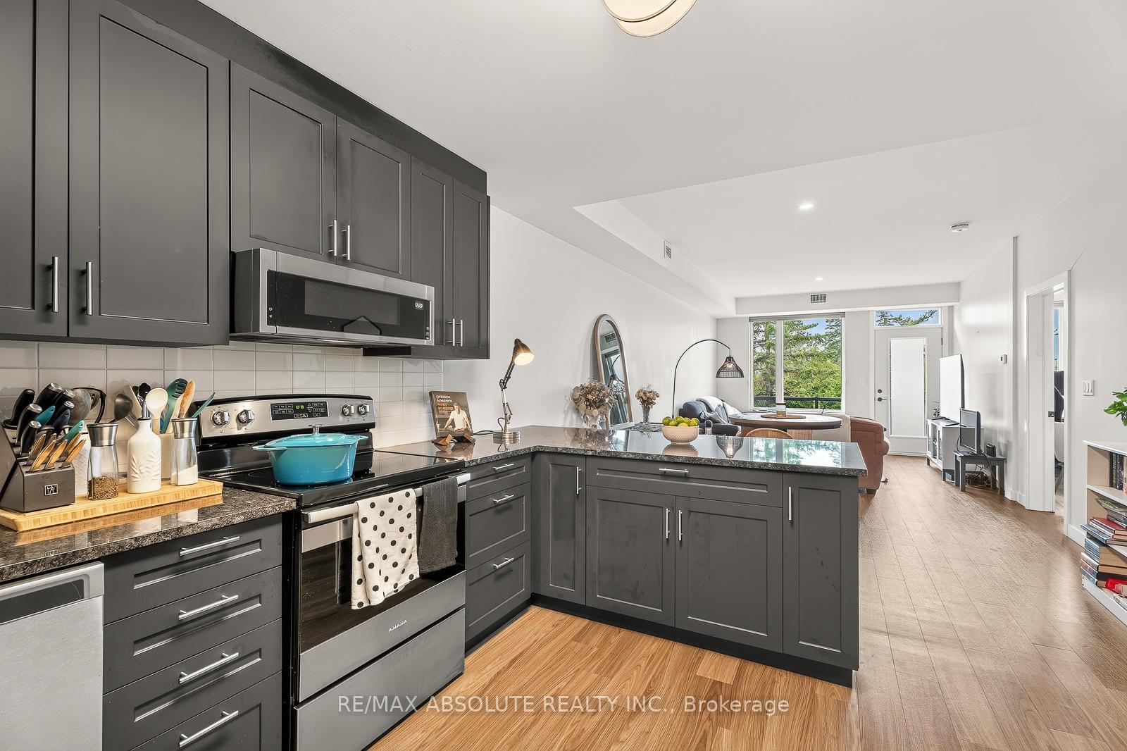 Photo 11 of Unit 305, 5992 Hazeldean Road, Ottawa, Stittsville (Central) — HOMEH