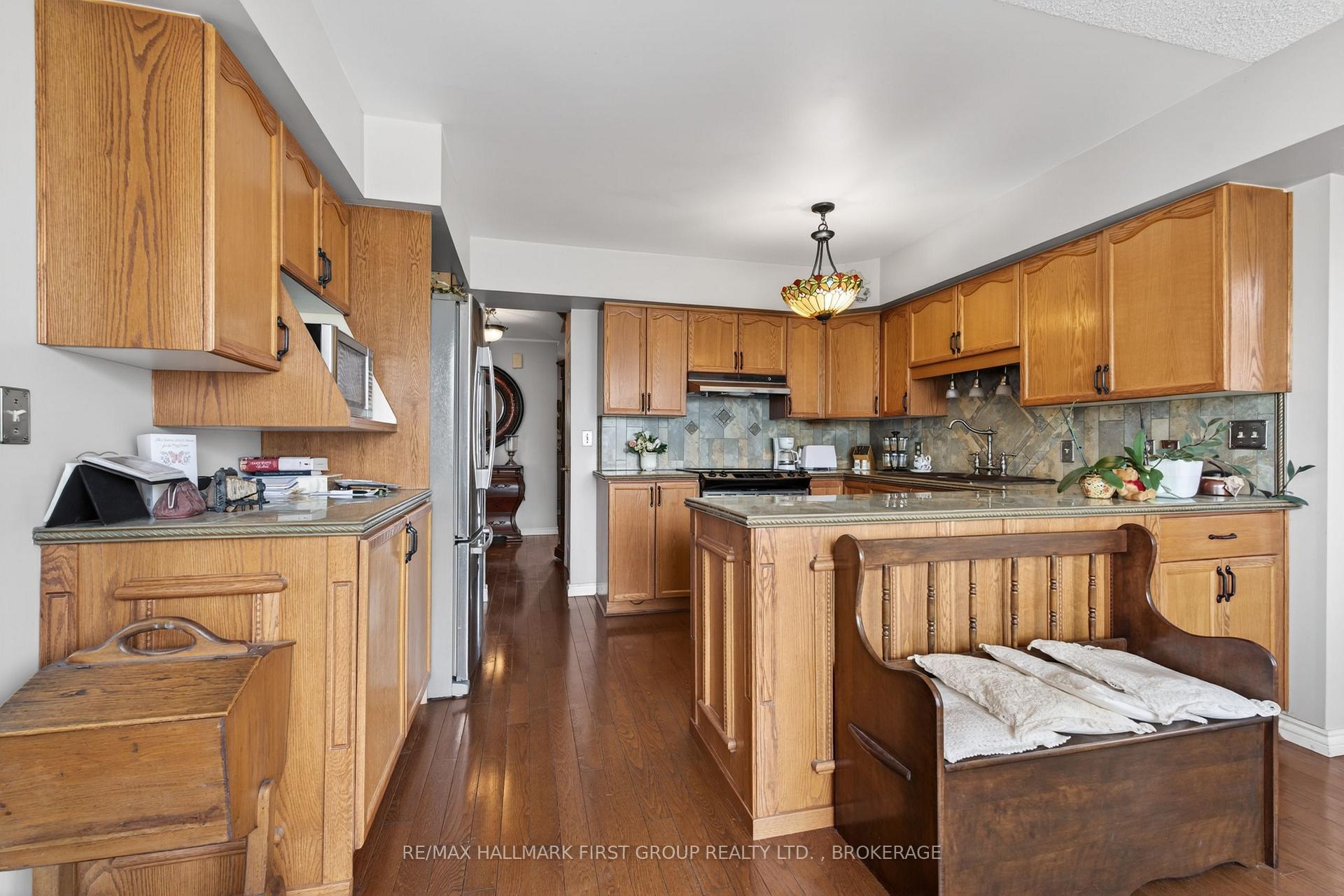 Photo 8 of 1130 Caitlin Crescent, Kingston, North of Taylor-Kidd Blvd — HOMEH