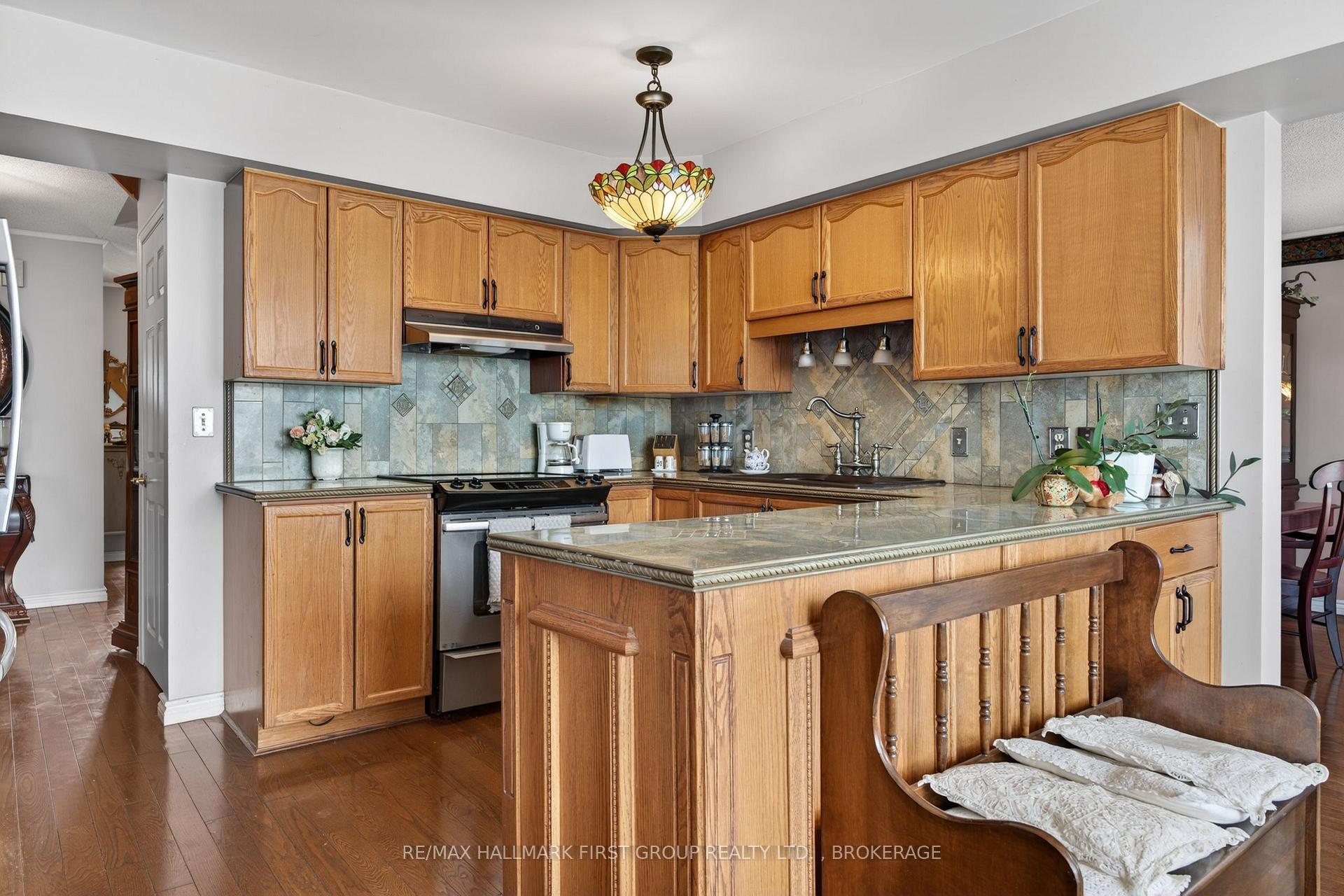 Photo 9 of 1130 Caitlin Crescent, Kingston, North of Taylor-Kidd Blvd — HOMEH