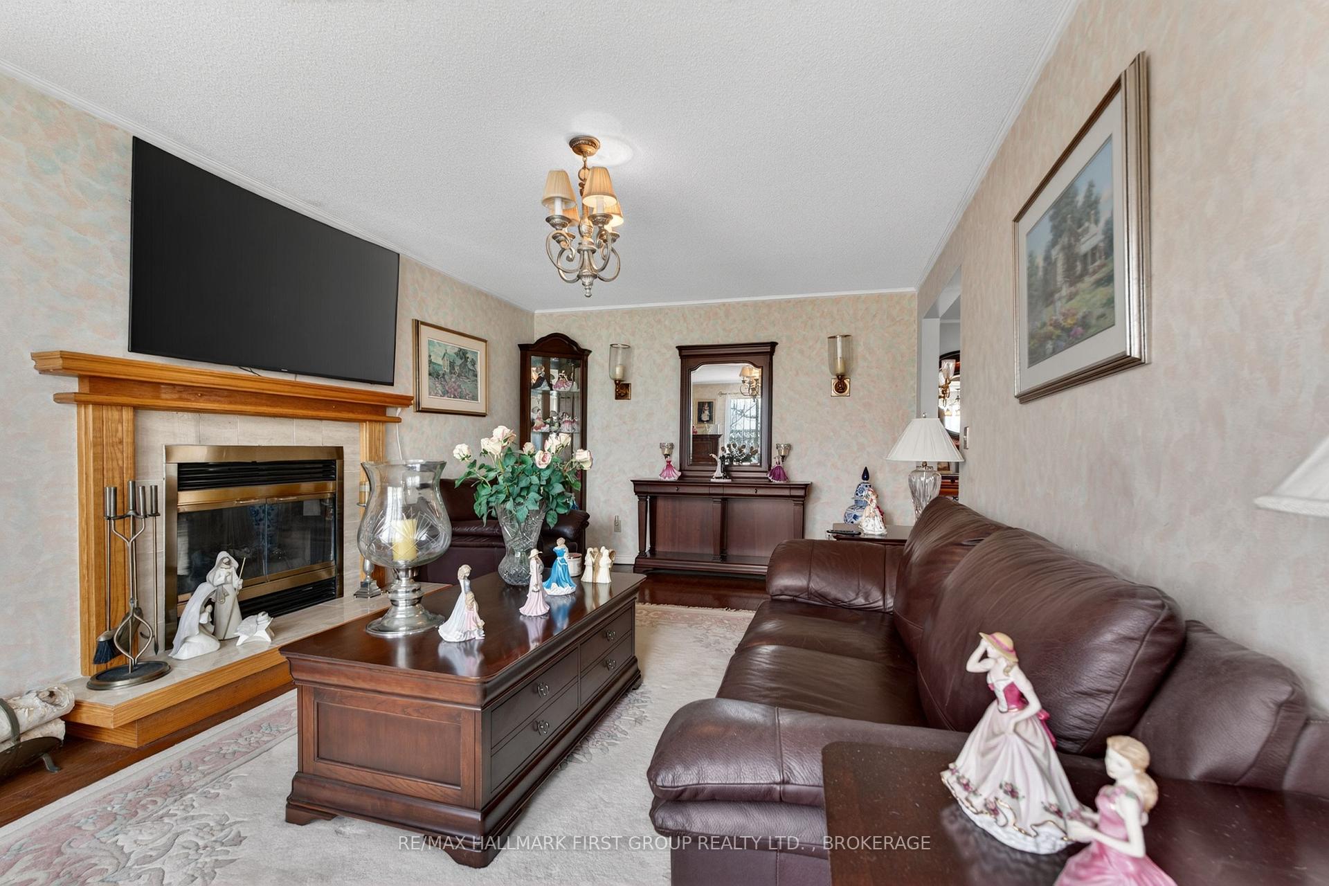 Photo 11 of 1130 Caitlin Crescent, Kingston, North of Taylor-Kidd Blvd — HOMEH