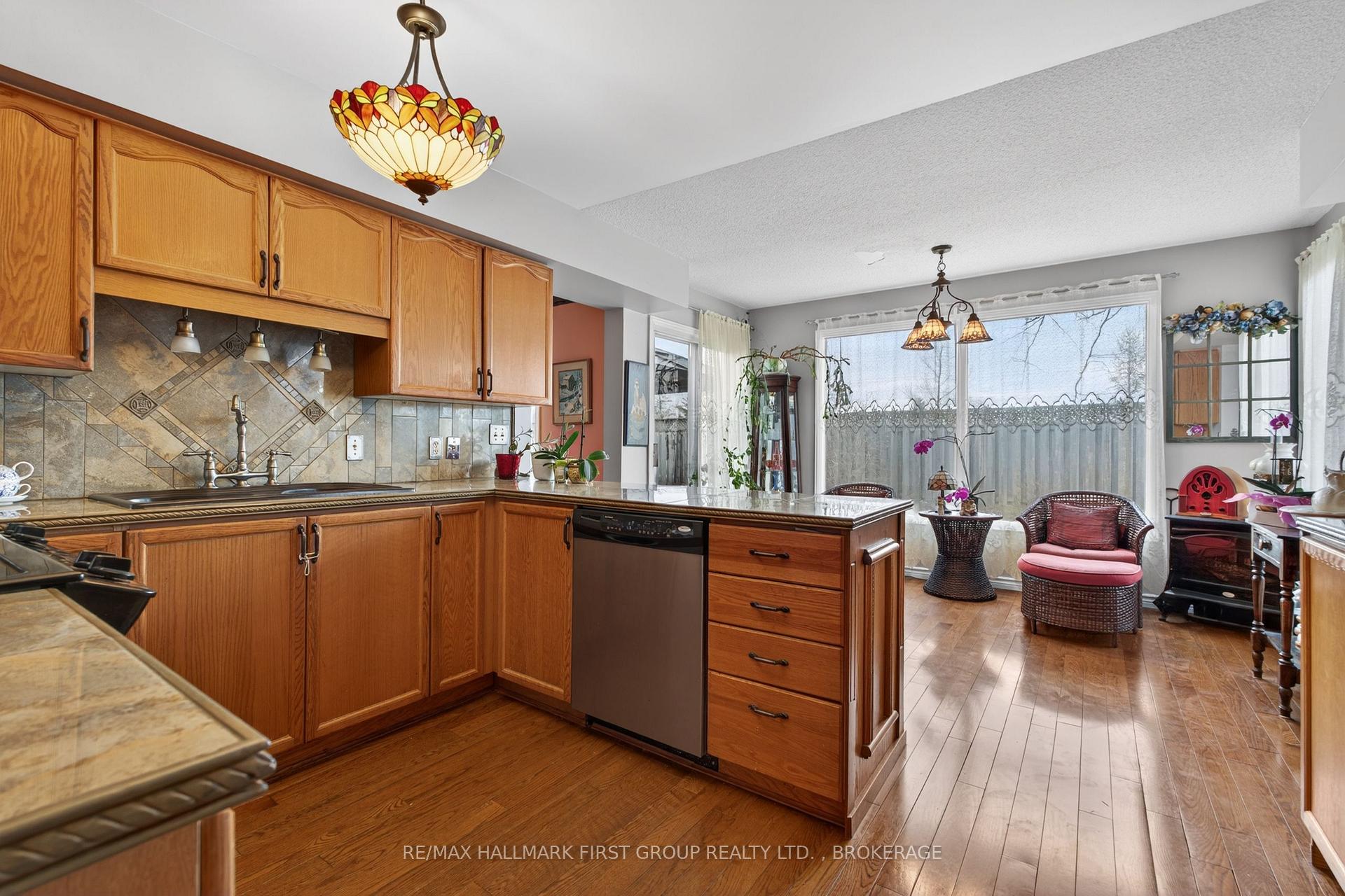 Photo 15 of 1130 Caitlin Crescent, Kingston, North of Taylor-Kidd Blvd — HOMEH