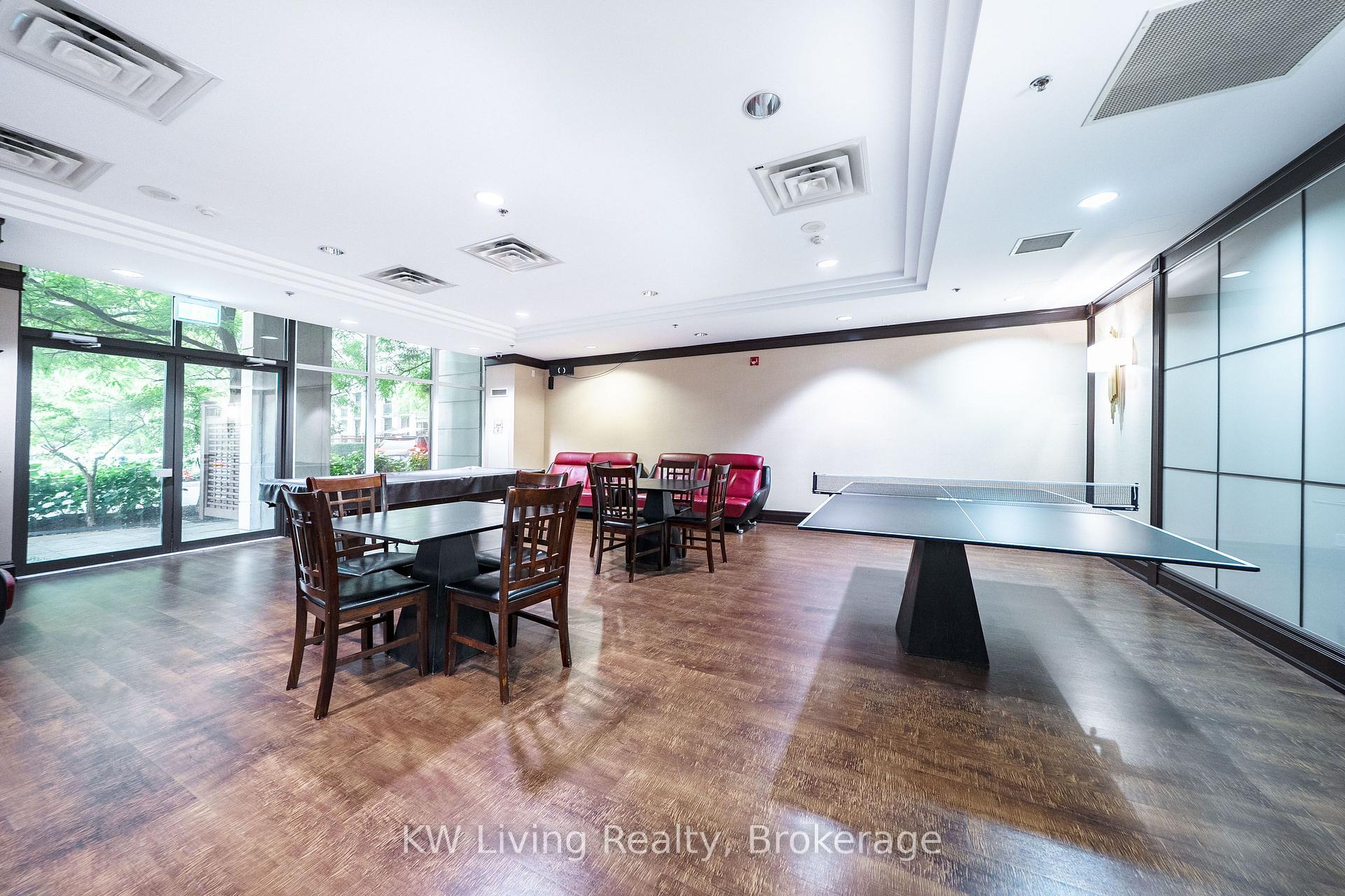 Photo 34 of Unit 905, 18 Harding Boulevard, Richmond Hill, Harding — HOMEH