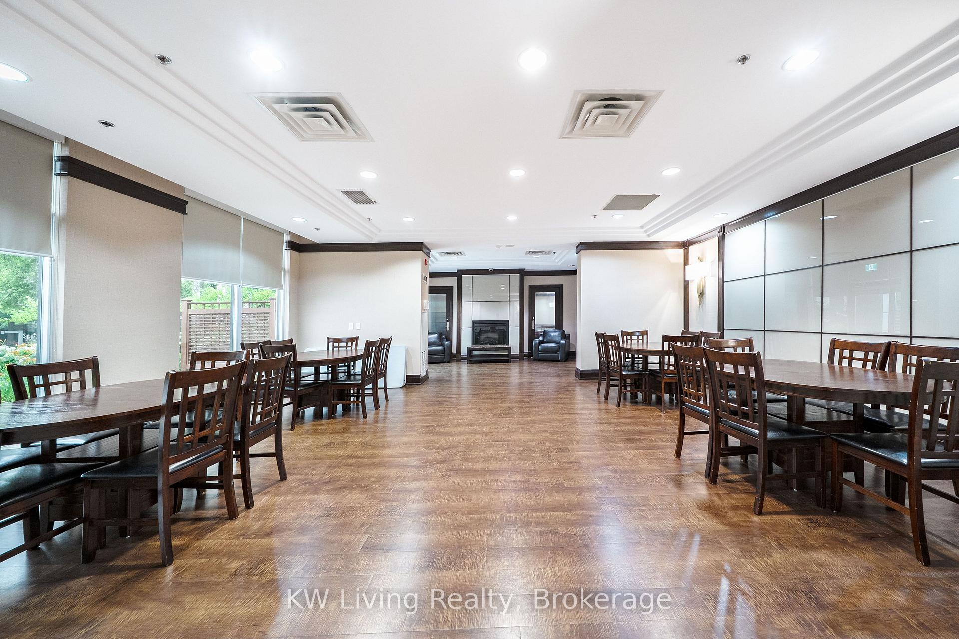 Photo 36 of Unit 905, 18 Harding Boulevard, Richmond Hill, Harding — HOMEH