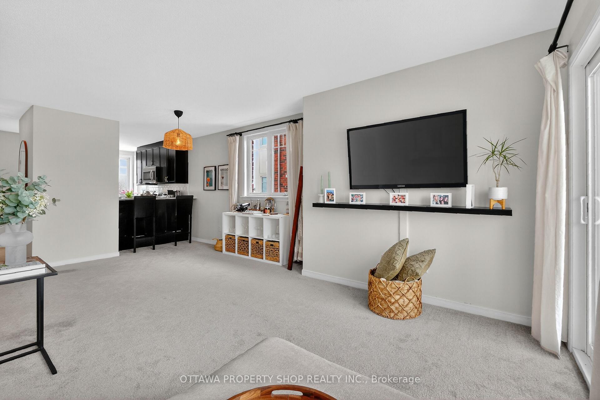 Photo 14 of 3385 Cambrian Road, Ottawa, Barrhaven - Stonebridge — HOMEH