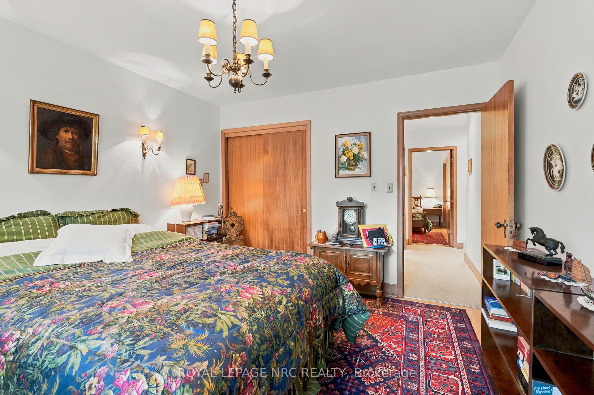 Photo 51 of 102 Masterson Drive, St. Catharines, Glendale/Glenridge — HOMEH