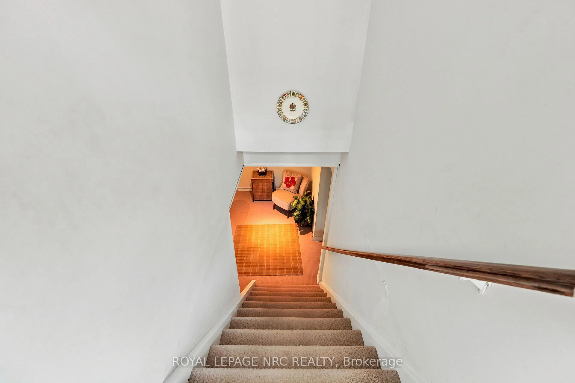 Photo 12 of 102 Masterson Drive, St. Catharines, Glendale/Glenridge — HOMEH