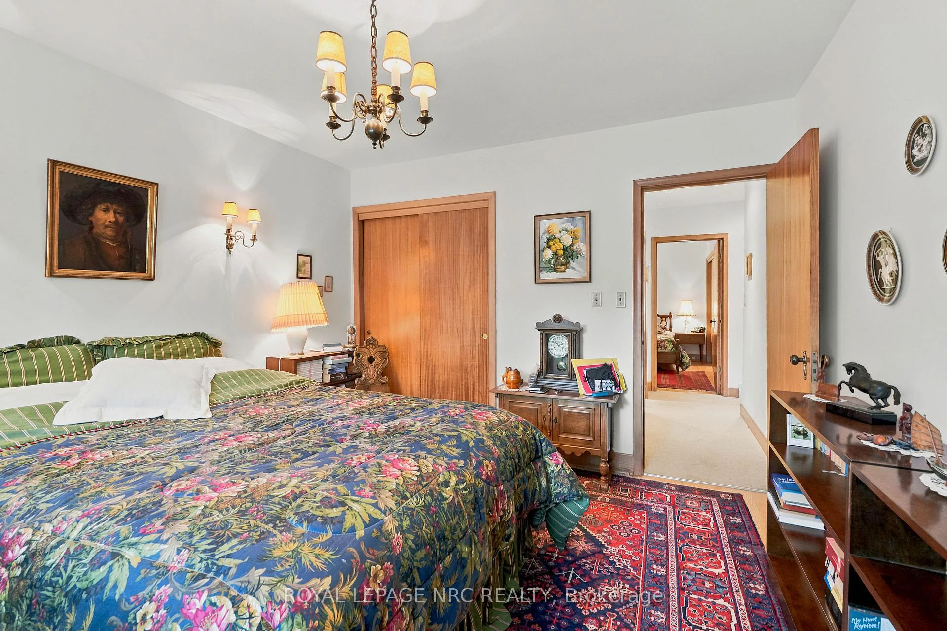 Photo 20 of 102 Masterson Drive, St. Catharines, Glendale/Glenridge — HOMEH