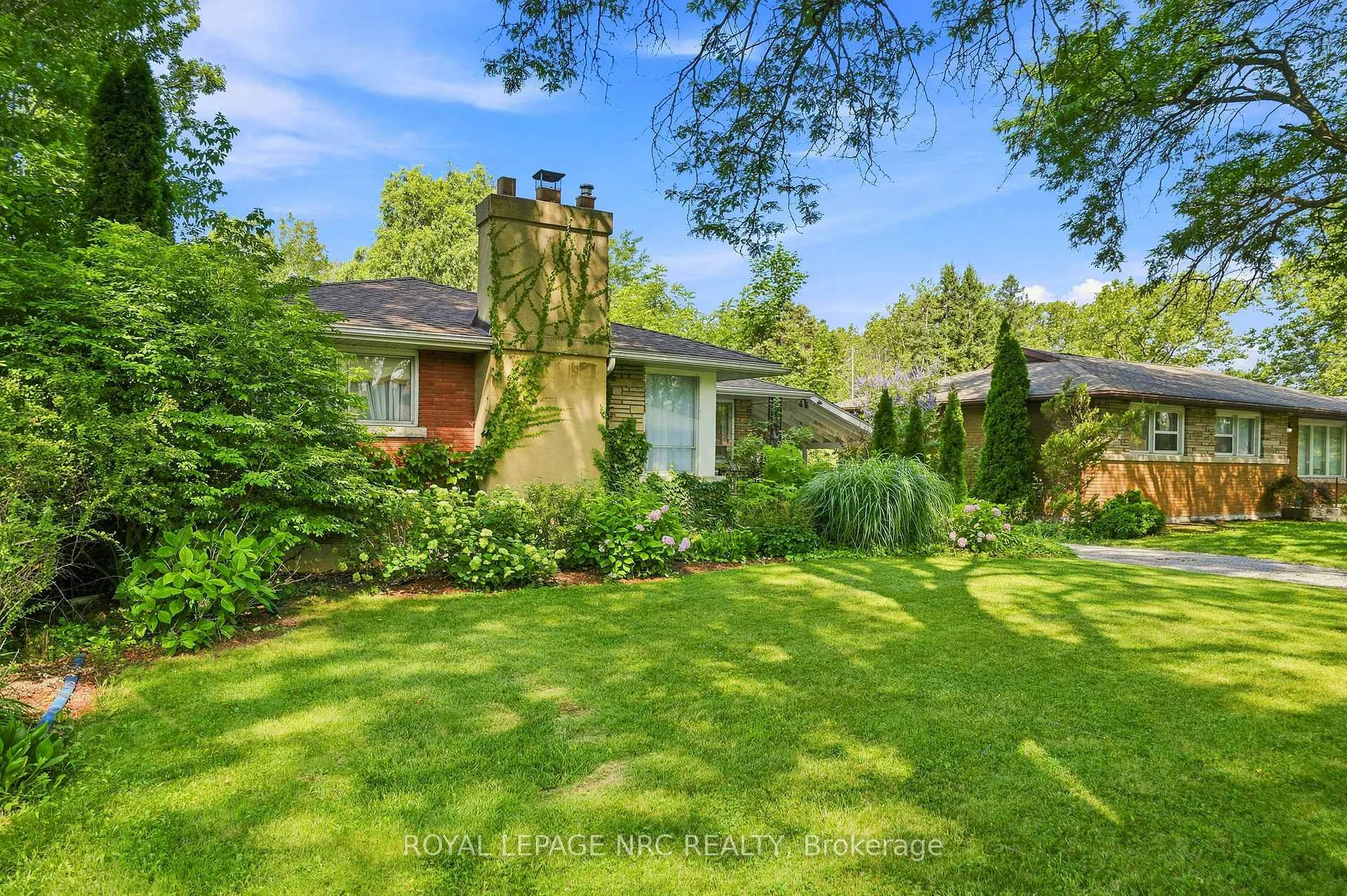 Photo 24 of 102 Masterson Drive, St. Catharines, Glendale/Glenridge — HOMEH