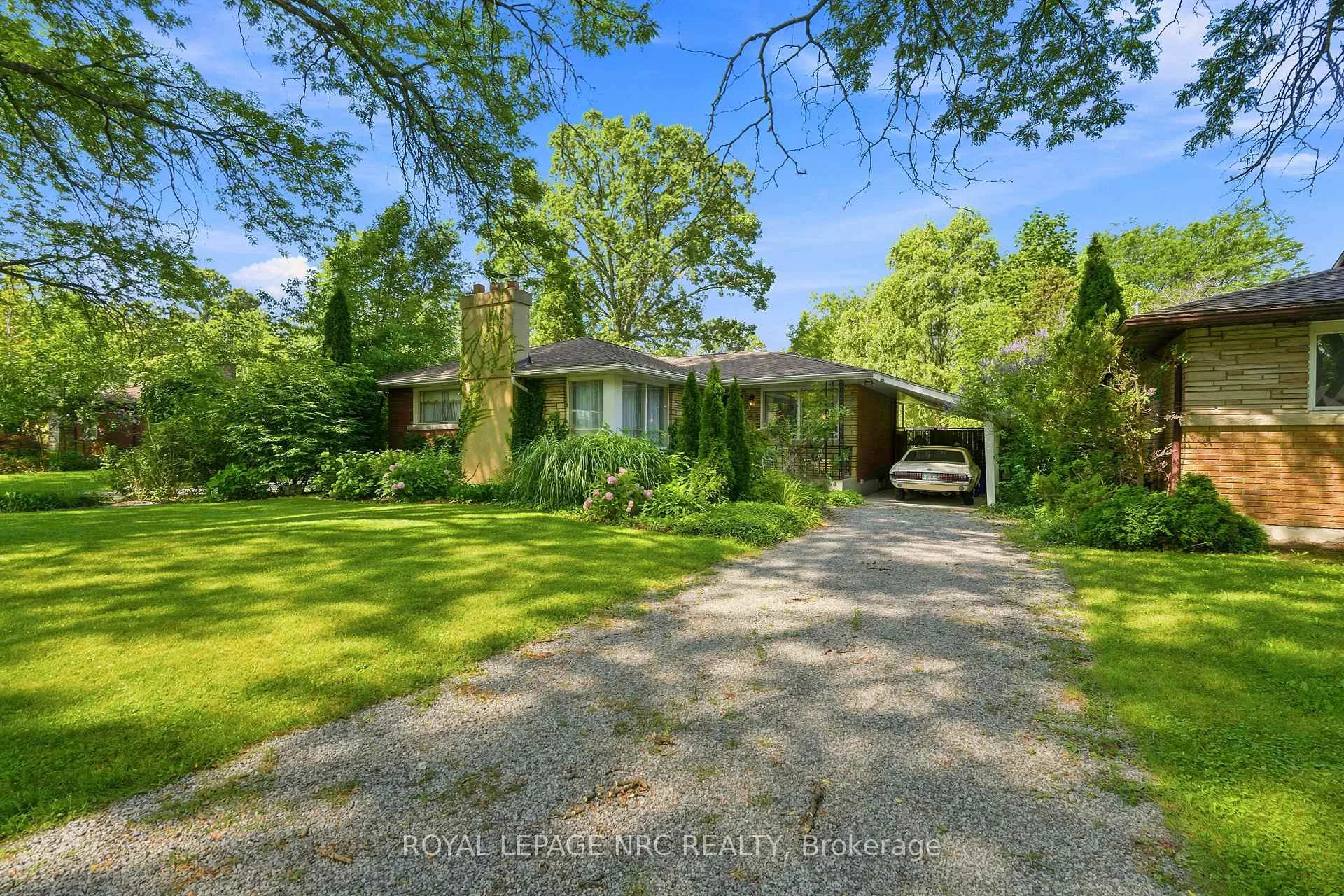 Photo 25 of 102 Masterson Drive, St. Catharines, Glendale/Glenridge — HOMEH