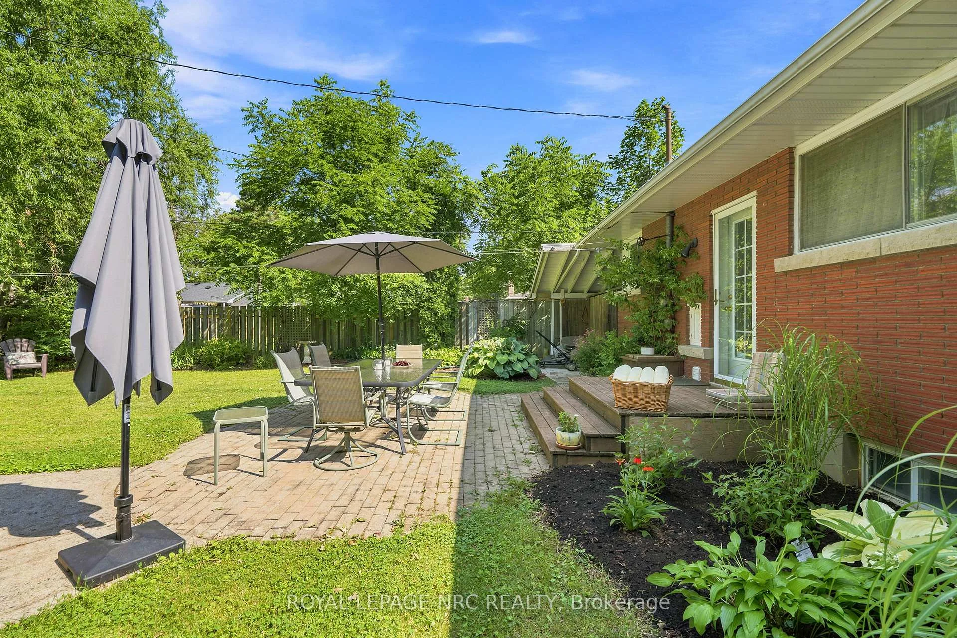 Photo 72 of 102 Masterson Drive, St. Catharines, Glendale/Glenridge — HOMEH