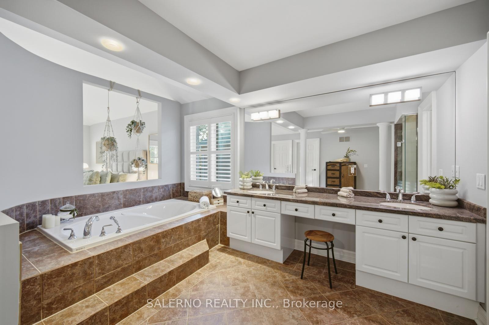 Photo 23 of 491 Westridge Drive, Vaughan, Kleinburg — HOMEH