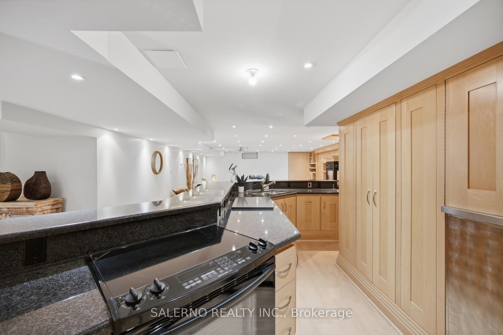 Photo 32 of 491 Westridge Drive, Vaughan, Kleinburg — HOMEH