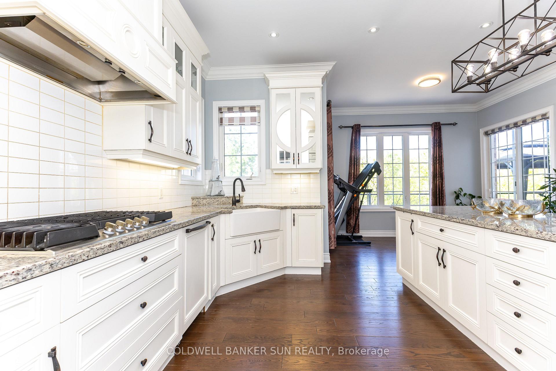 Photo 13 of 48 Hanbury Crescent, Brampton, Credit Valley — HOMEH