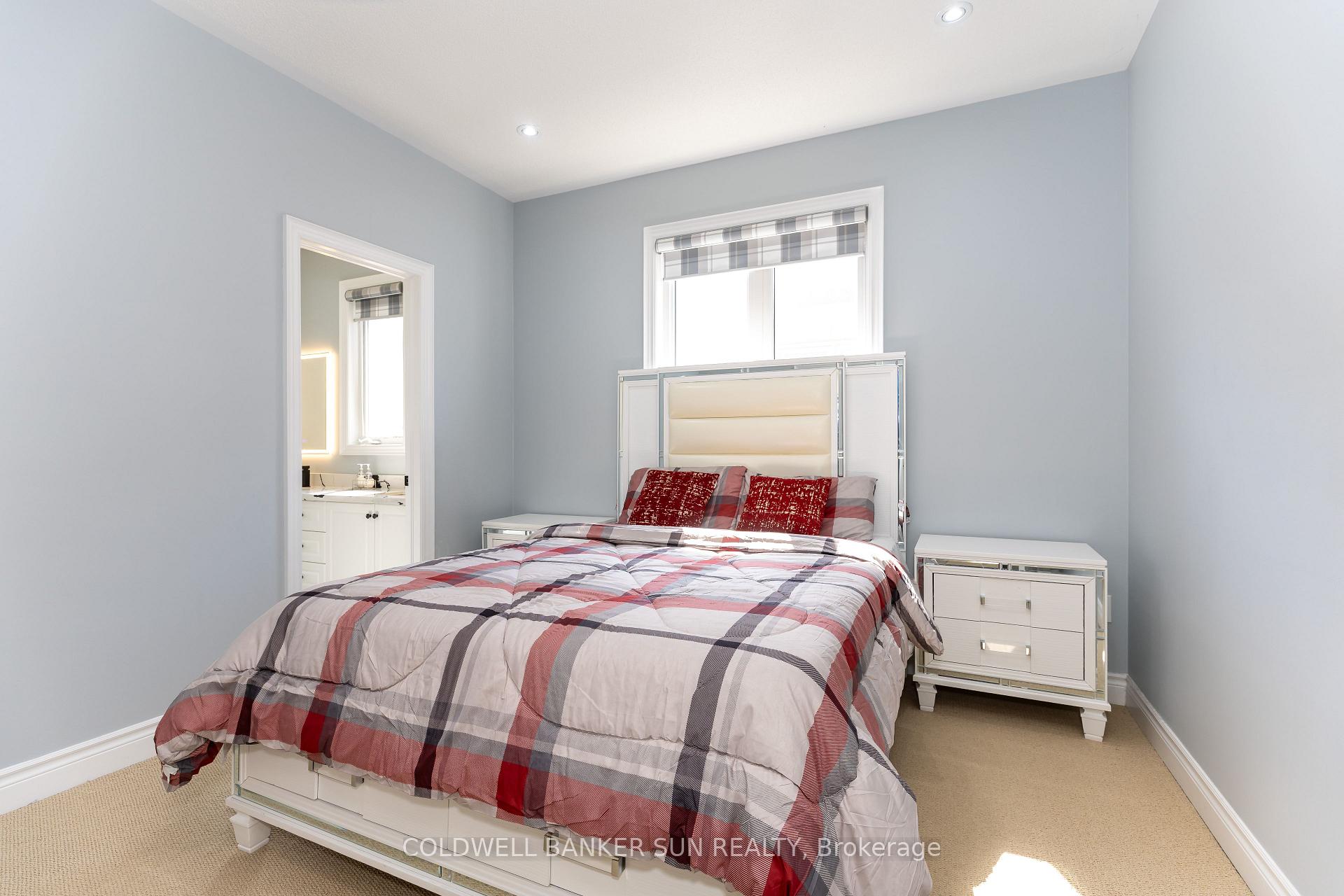 Photo 26 of 48 Hanbury Crescent, Brampton, Credit Valley — HOMEH