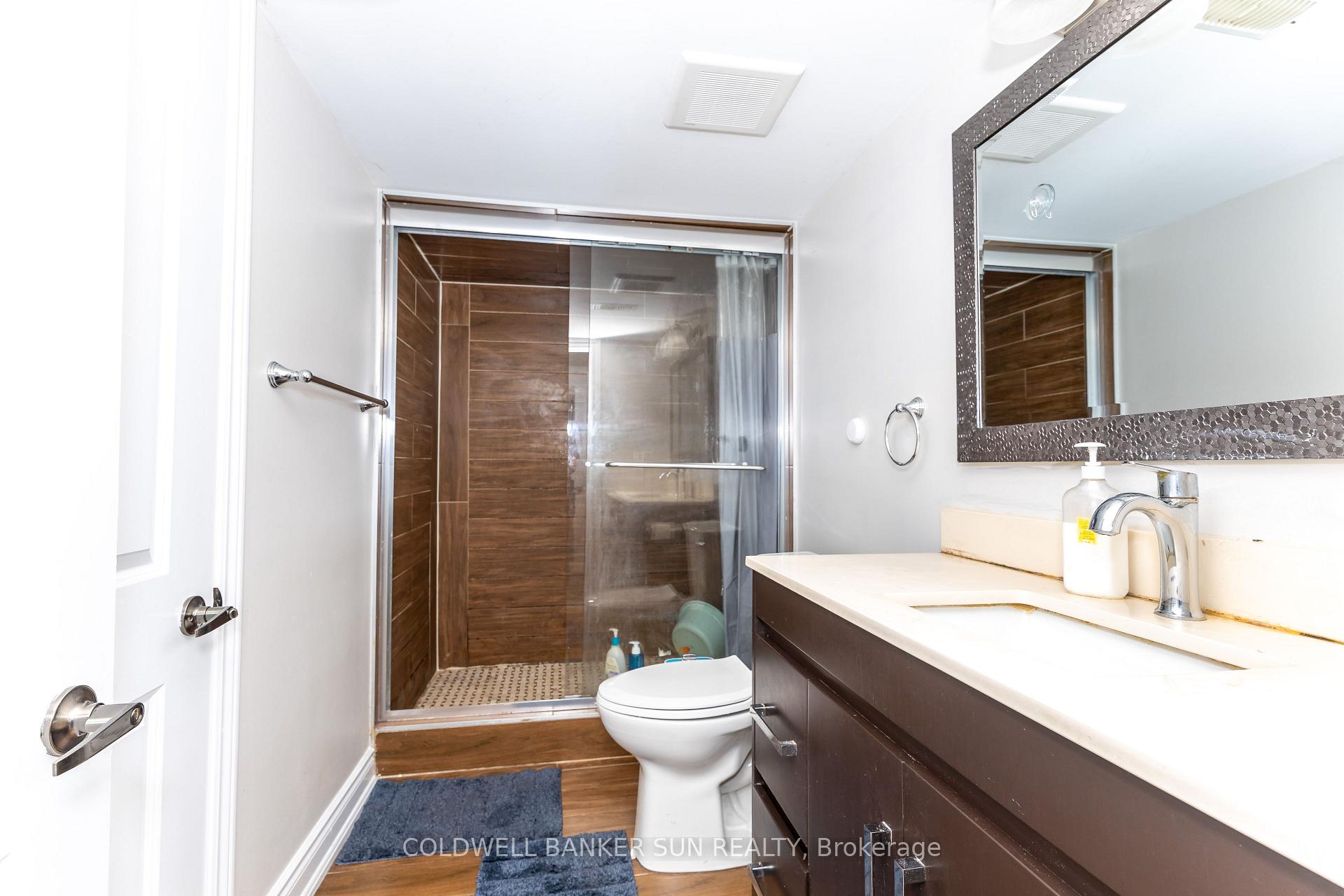 Photo 41 of 48 Hanbury Crescent, Brampton, Credit Valley — HOMEH