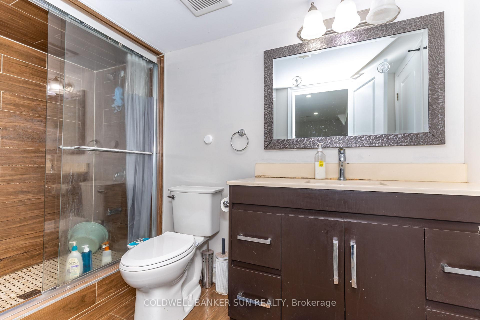 Photo 43 of 48 Hanbury Crescent, Brampton, Credit Valley — HOMEH