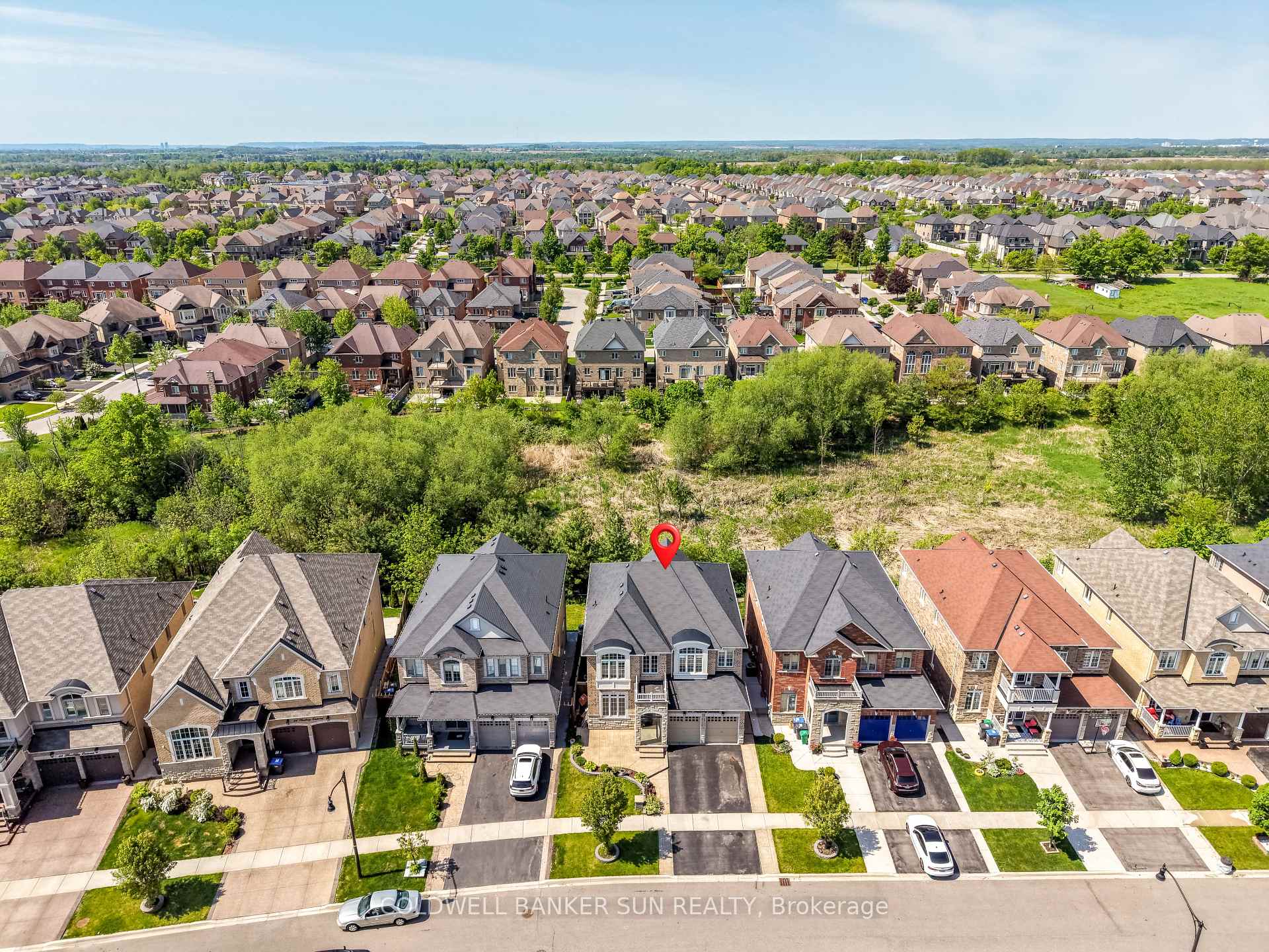 Photo 49 of 48 Hanbury Crescent, Brampton, Credit Valley — HOMEH