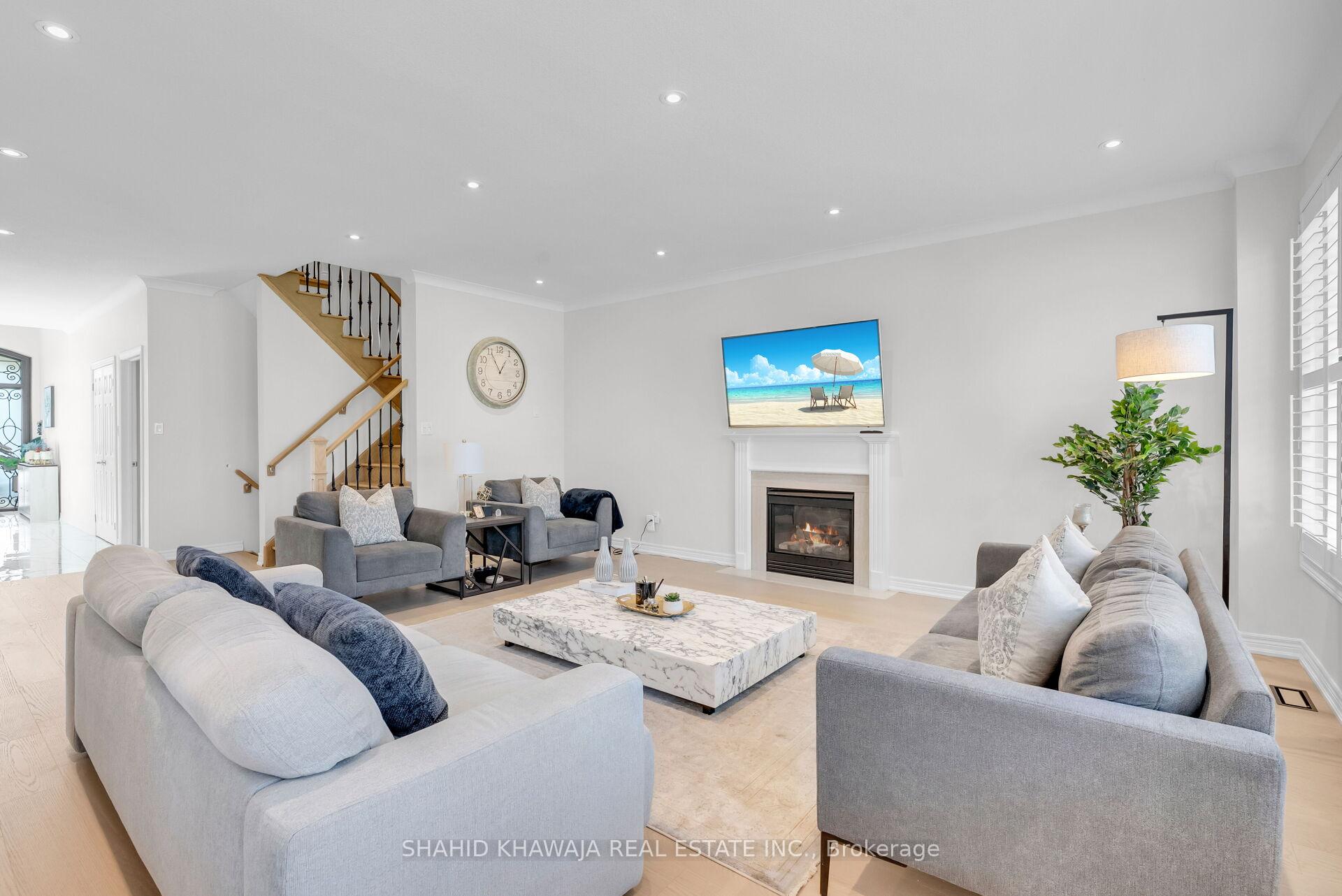 Photo 9 of 2522 Lyndhurst Drive, Oakville, Joshua Creek — HOMEH