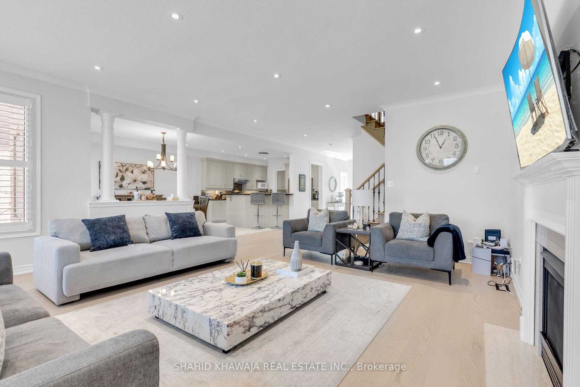 Photo 11 of 2522 Lyndhurst Drive, Oakville, Joshua Creek — HOMEH