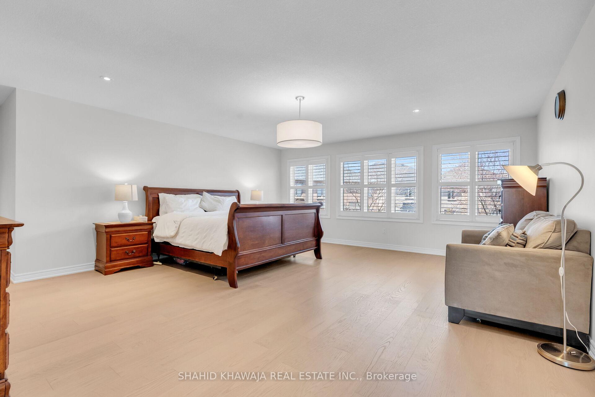 Photo 24 of 2522 Lyndhurst Drive, Oakville, Joshua Creek — HOMEH