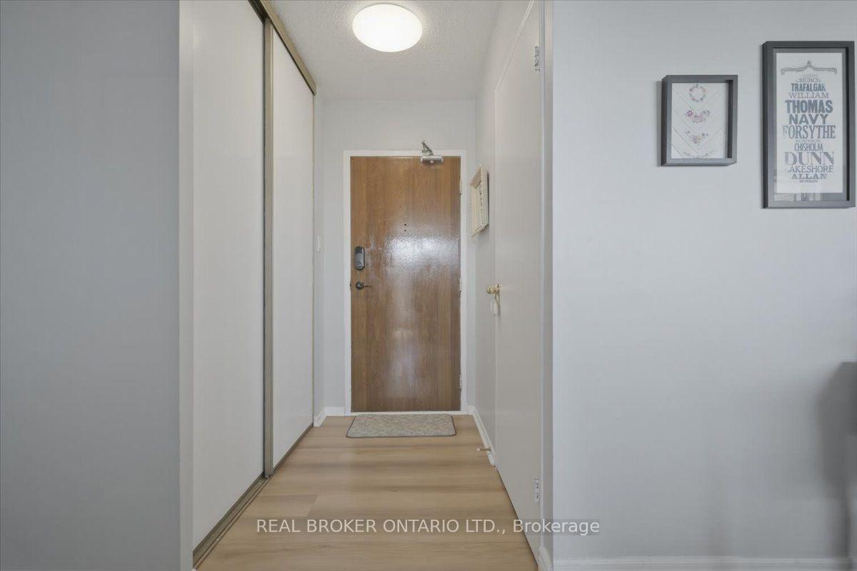 Photo 4 of Unit 916, 700 Dynes Road, Burlington, Roseland — HOMEH