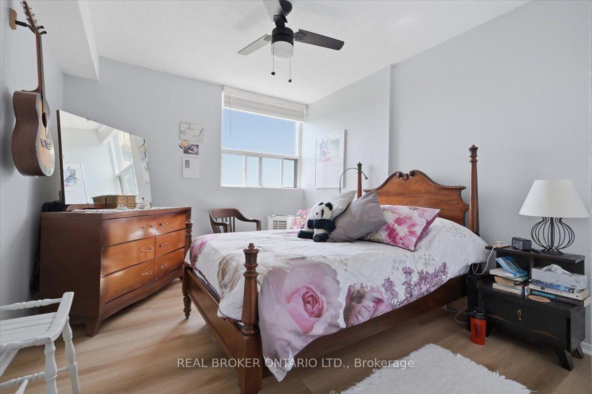 Photo 12 of Unit 916, 700 Dynes Road, Burlington, Roseland — HOMEH